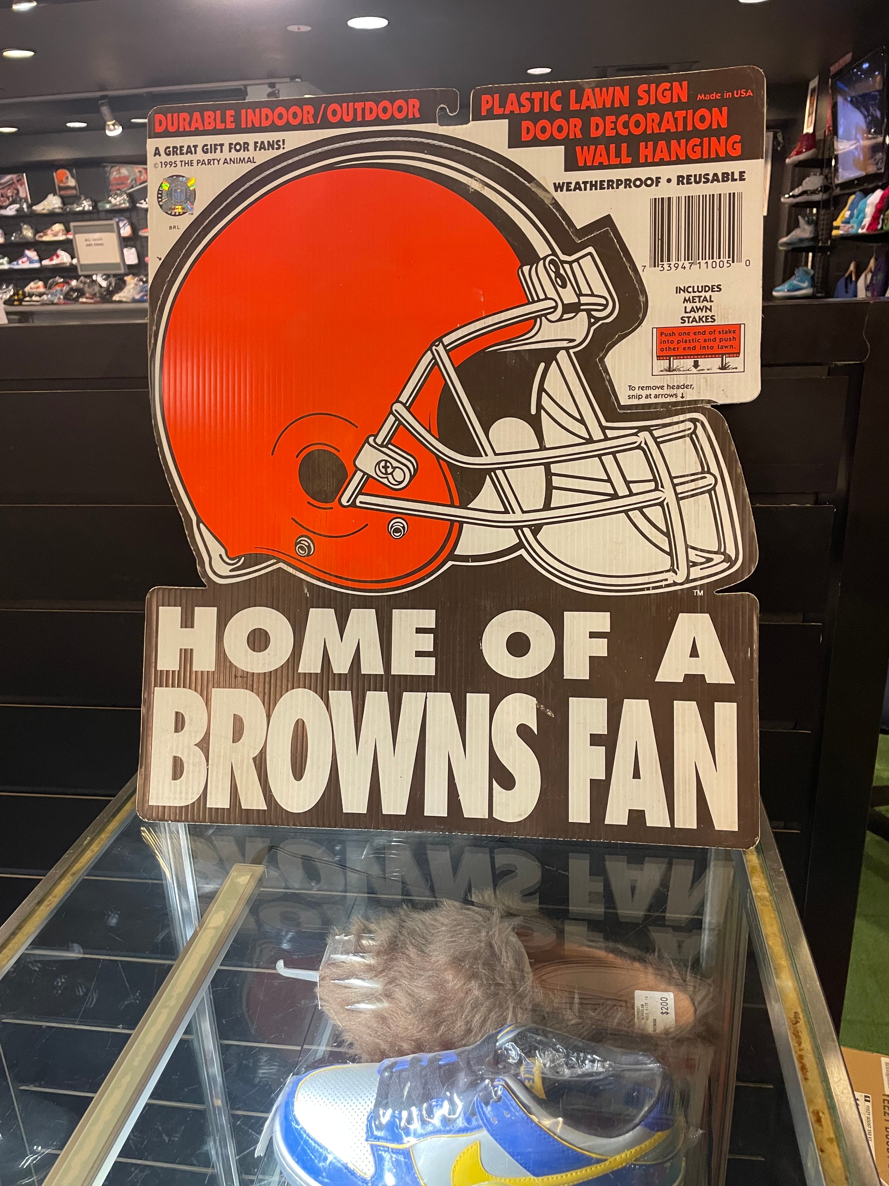 古着　Cleveland Browns ヘルメットTシャツ Mサイズ Men's Nike Orange Cleveland Browns Legend Logo Helmet