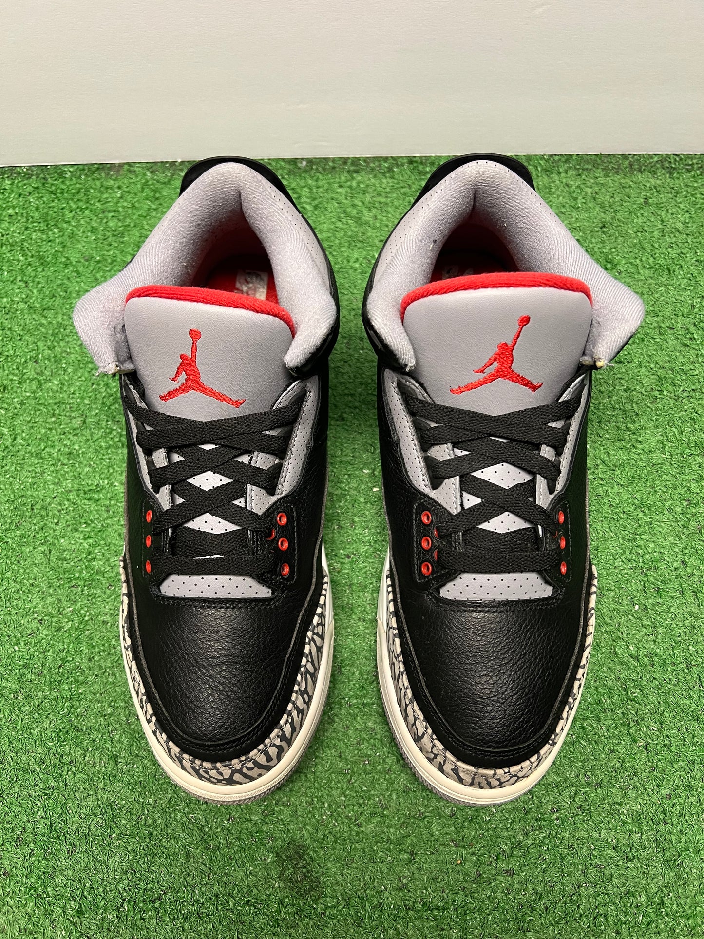 Men’s Air Jordan 3 Black Cement 2018 Size 10.5