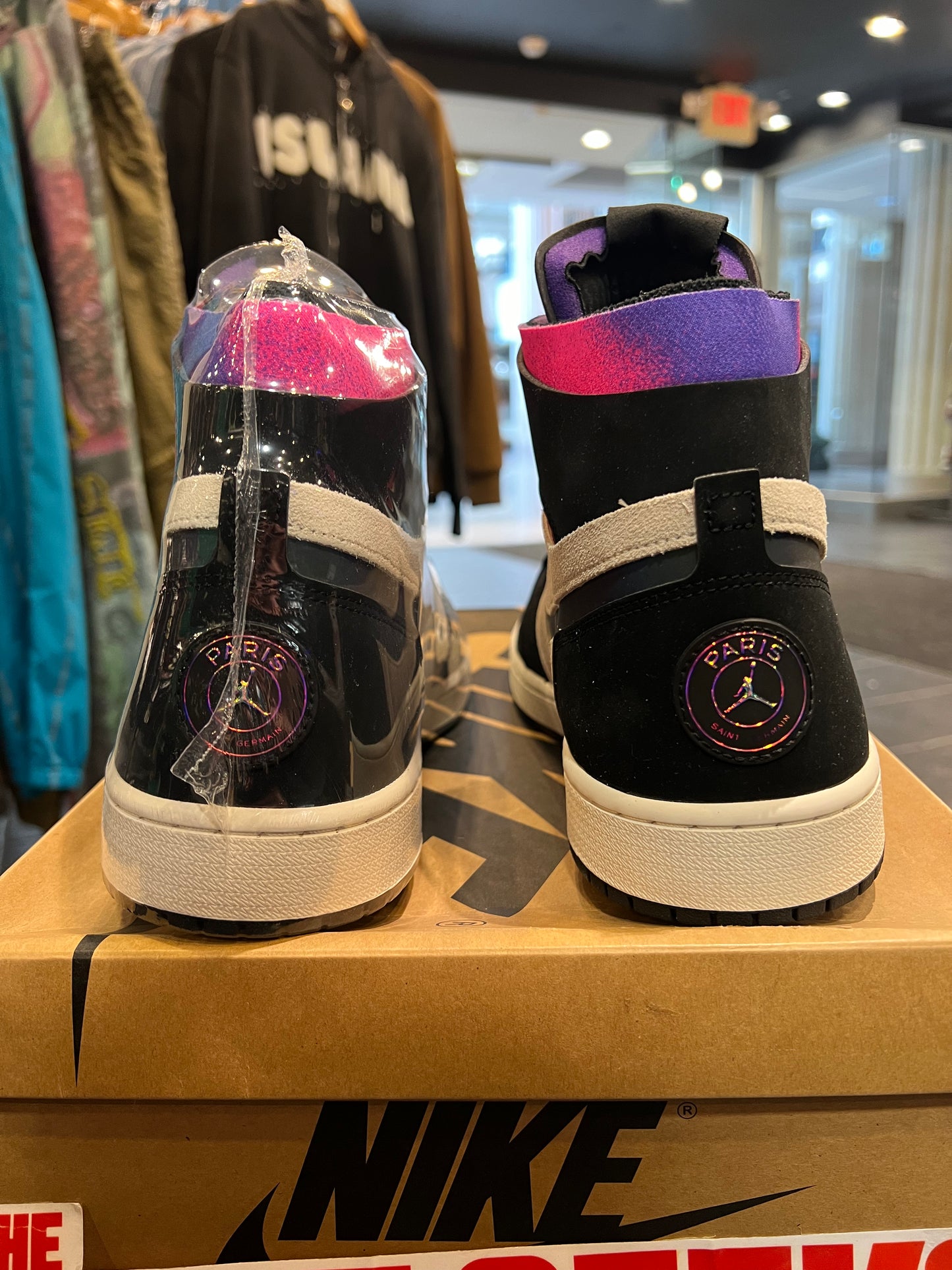 Men’s Air Jordan 1 Zoom Paris Saint Germain Brand New