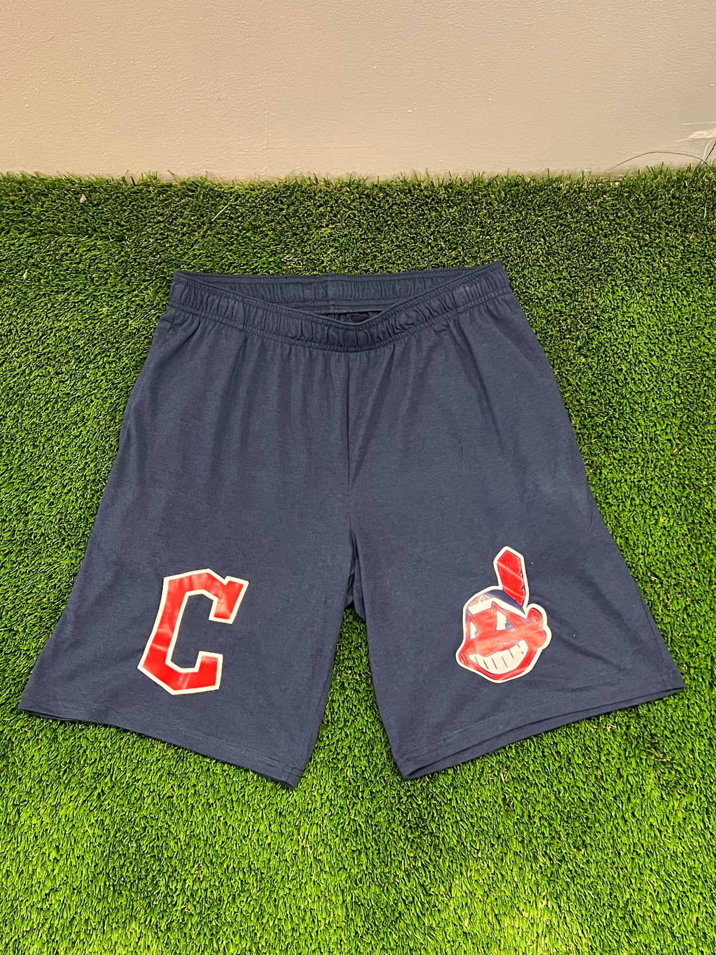 Men’s Cleveland Indians Shorts Size M