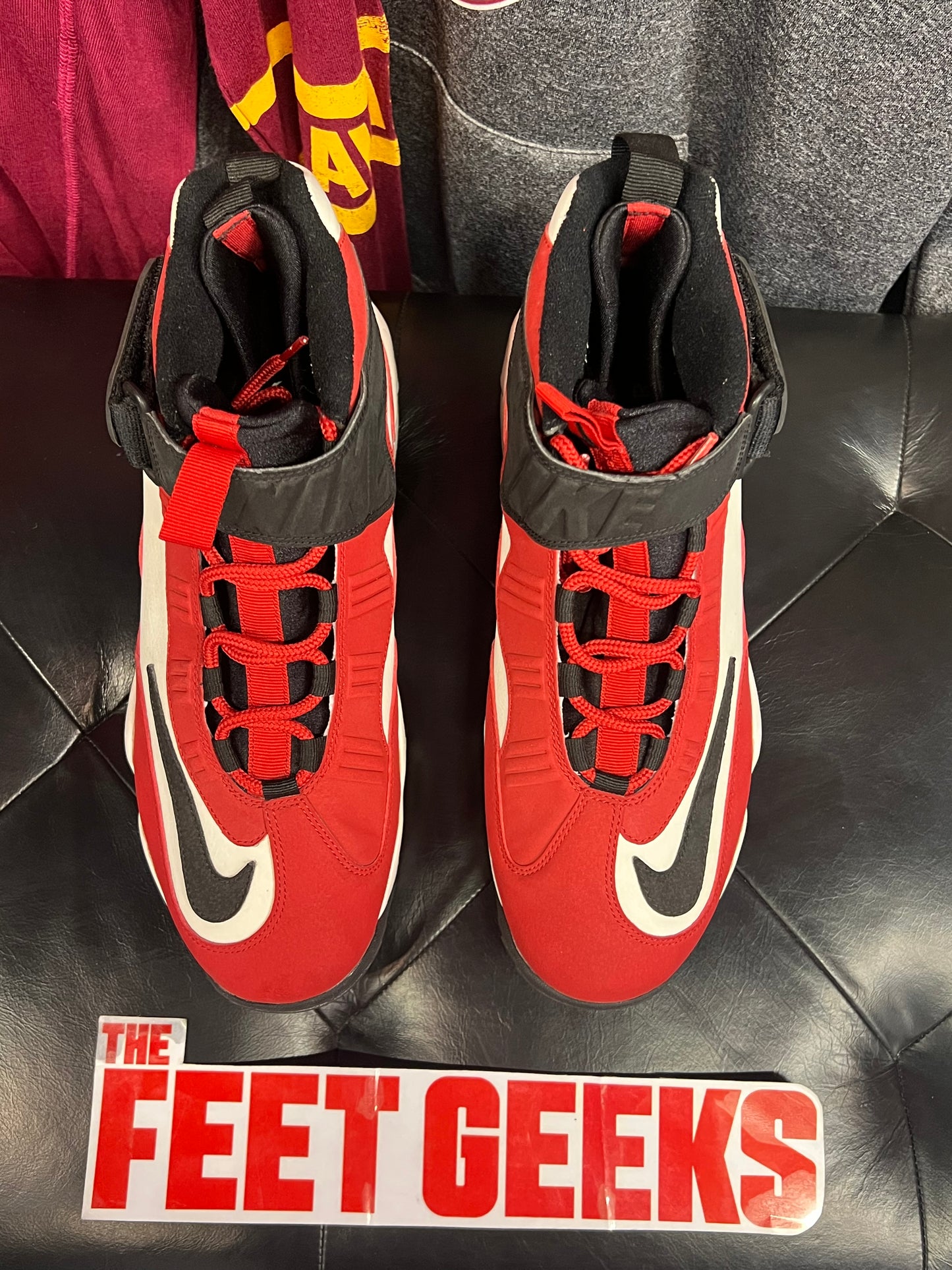 Men’s Nike Air Griffey 1 Cincinnati Reds Sample Size 9 Brand New