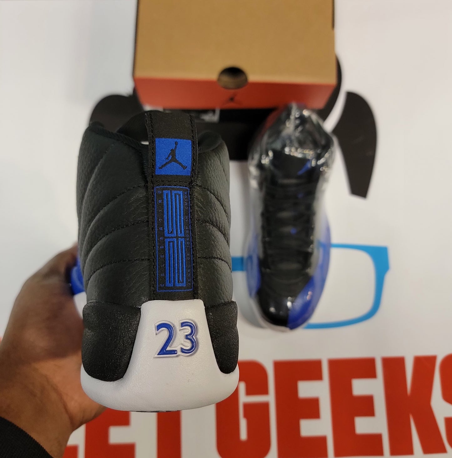 Womens Air Jordan 12 Retro Hyper Royal size 6W
