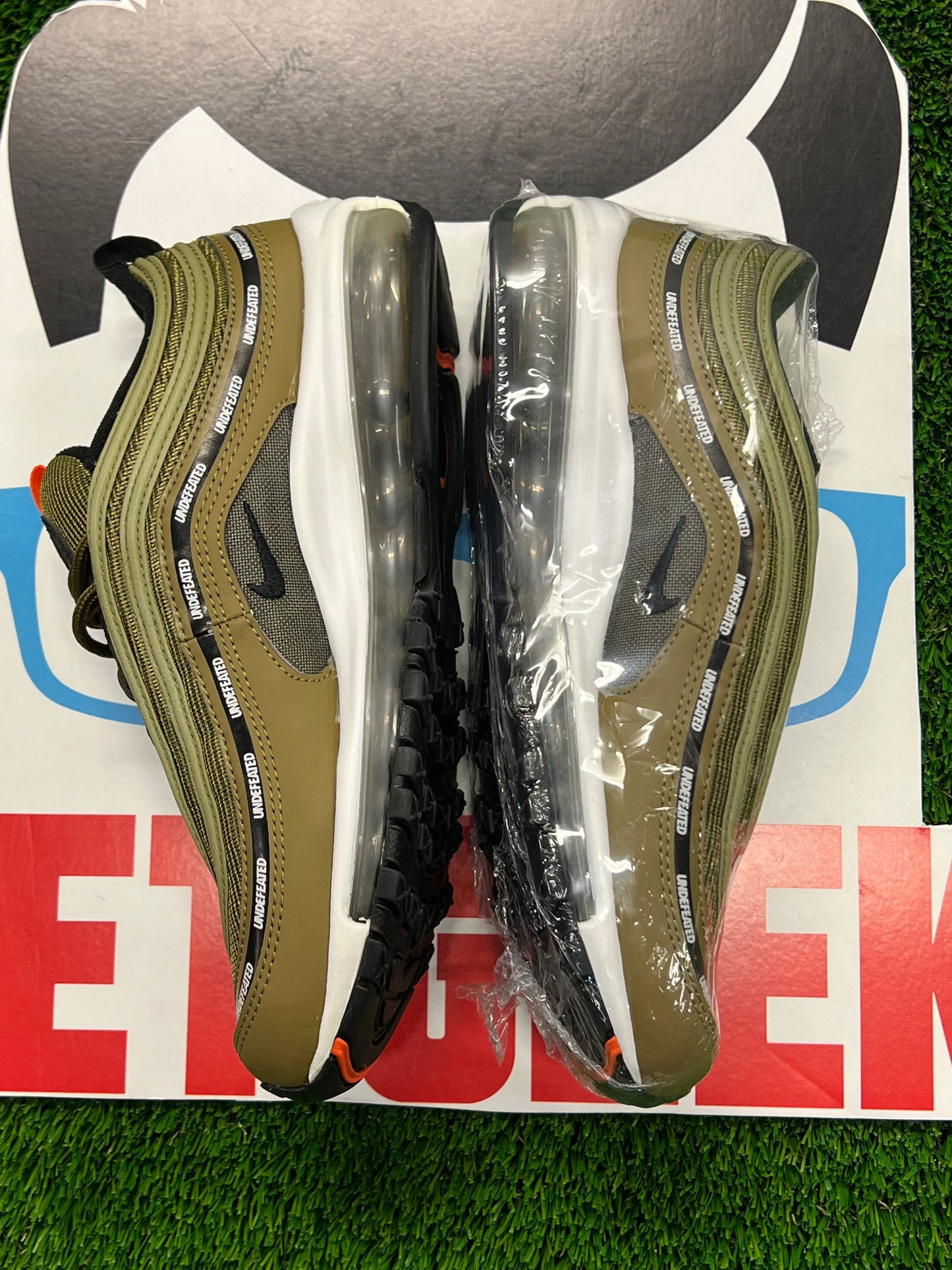 Men’s Nike Air Max 97 Undefeated Green Brand New