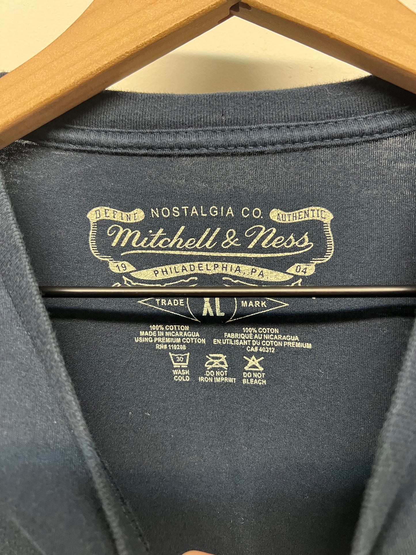 Men’s Mitchell & Ness Zydrunas Tee Size XL