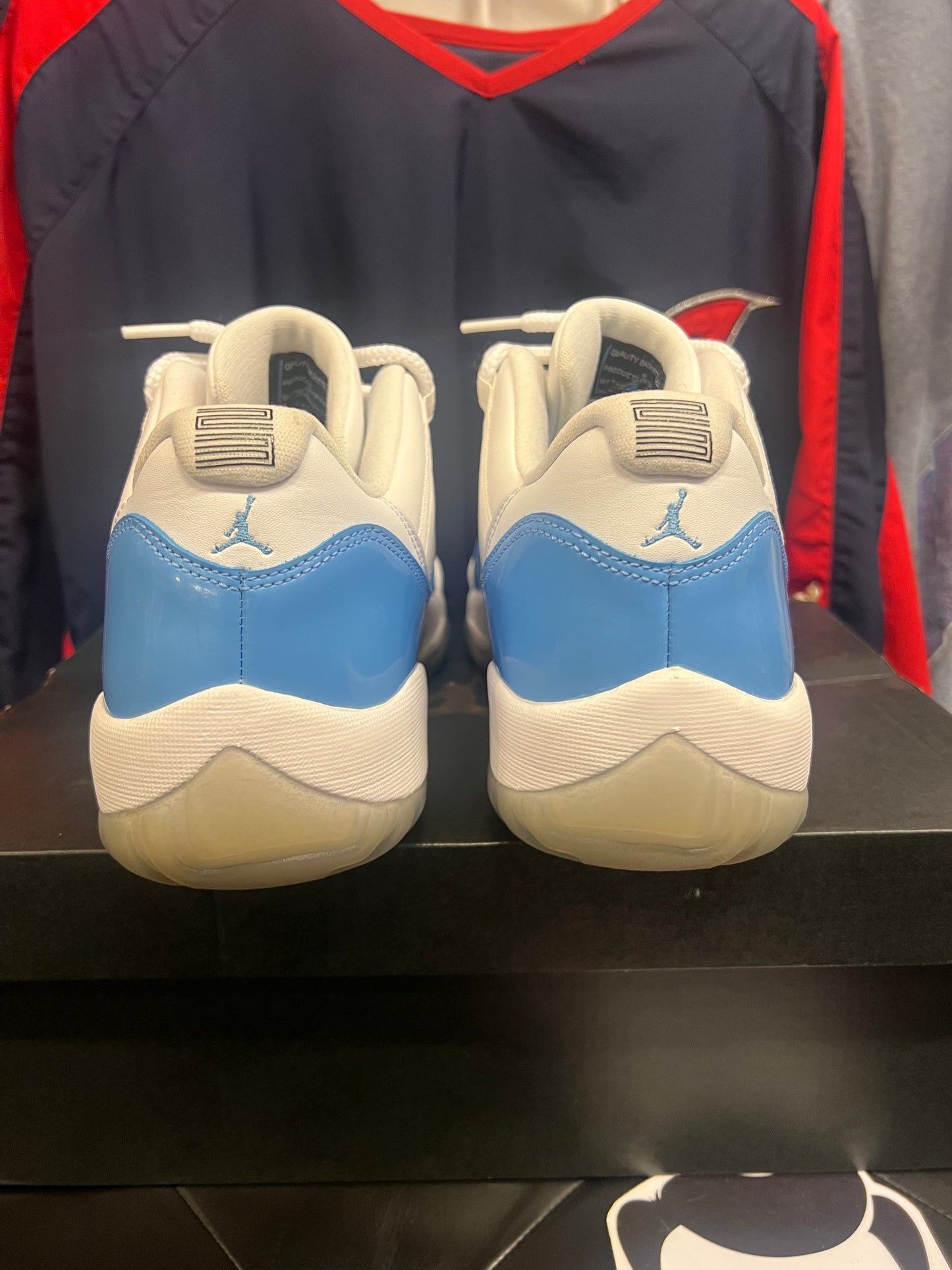 Men’s Air Jordan 11 Low University Blue Size 12