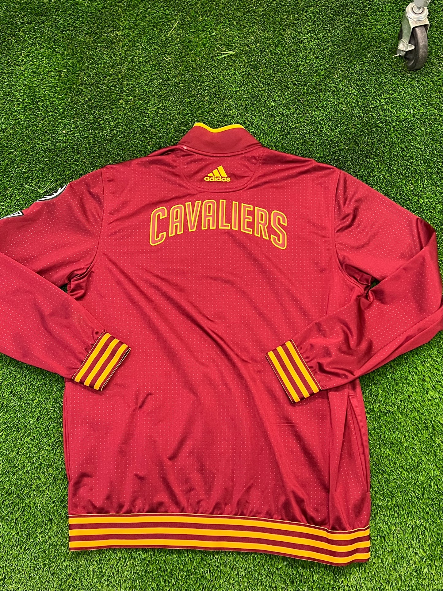 Men’s Cavaliers Jacket Size XL
