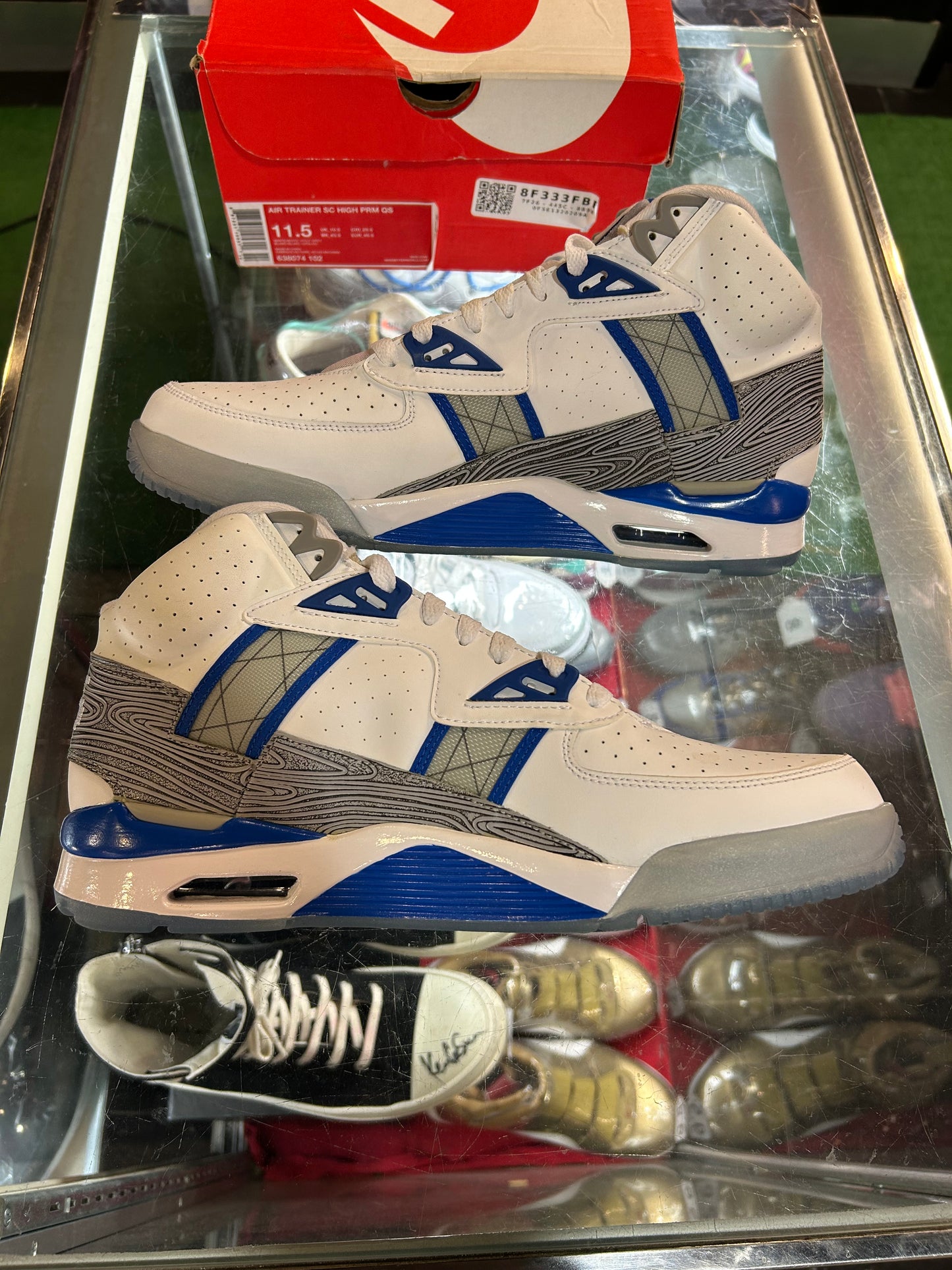 Men’s Nike Air Trainer Bo Jackson Broken Bats