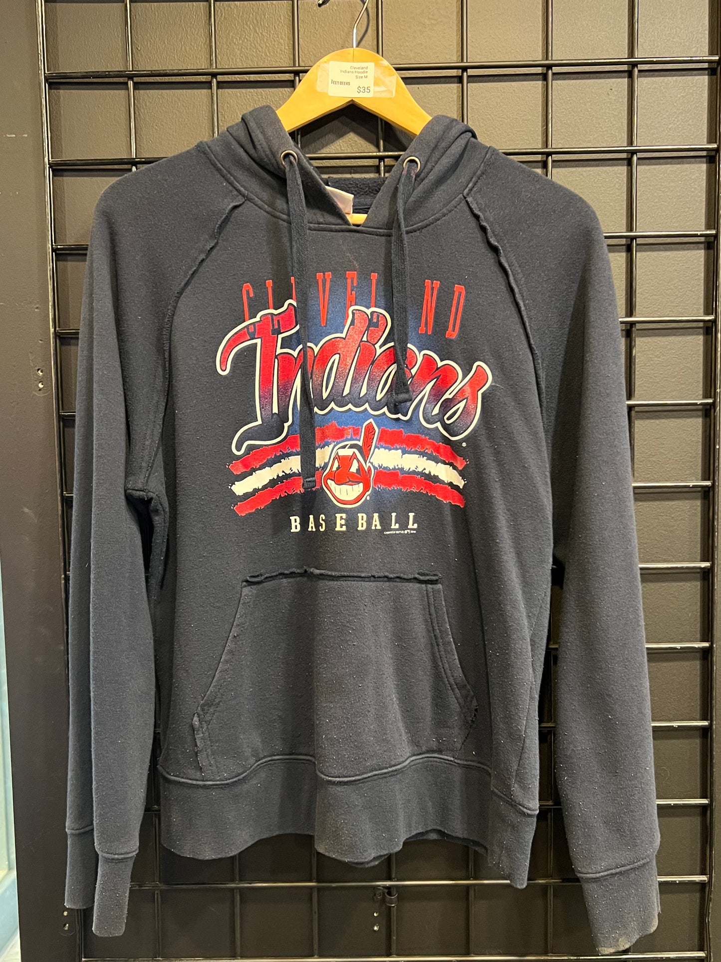 Men’s Cleveland Indians Hoodie Size M