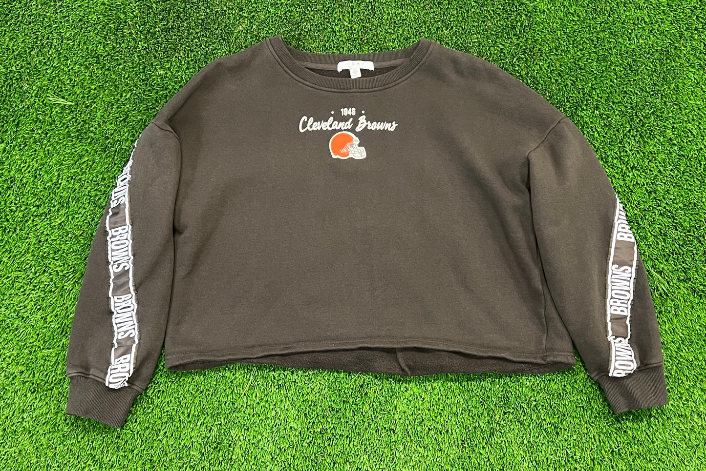 Women’s Cleveland Browns Cropped Longsleeve Size L