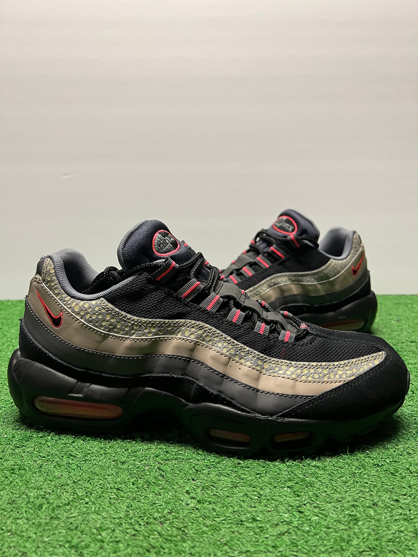 Men’s Air Max 95 Safari Black Ash Size 9.5