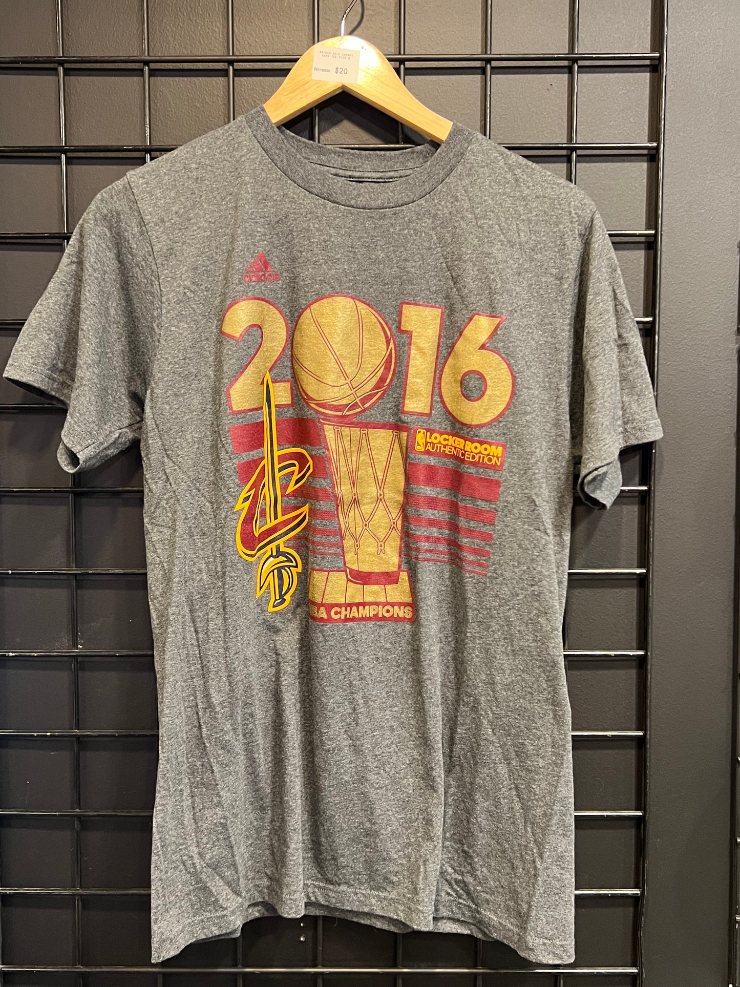Men’s Adidas 2016 Cavs Championship Tee Size M