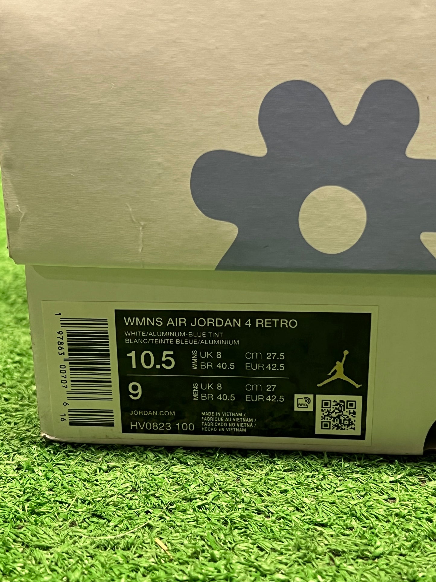 Women’s Air Jordan 4 Forget Me Not Size 10.5 Brand New