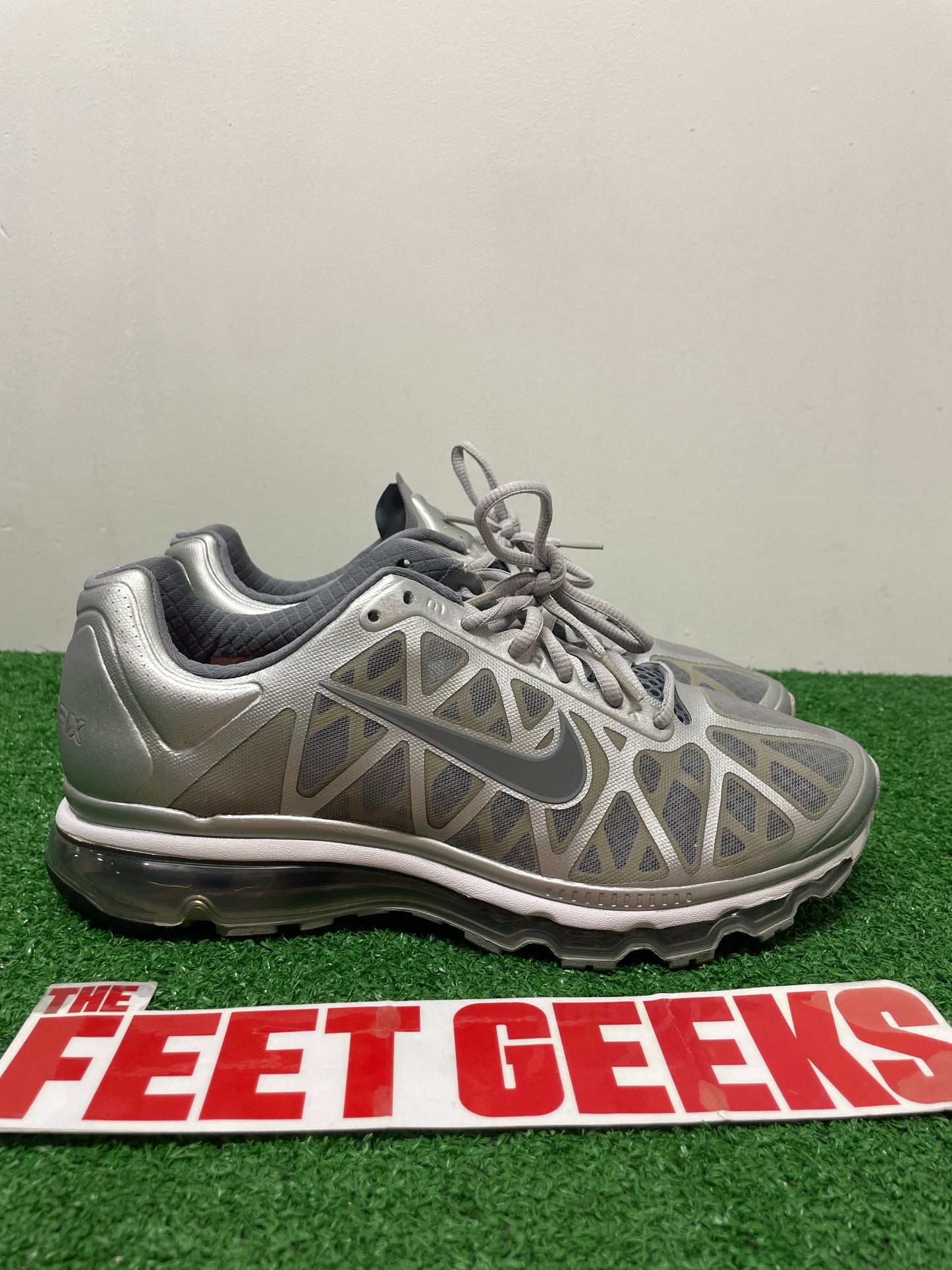 Nike Air Max 2012 Cool Grey Size 11.5 Men Shoes