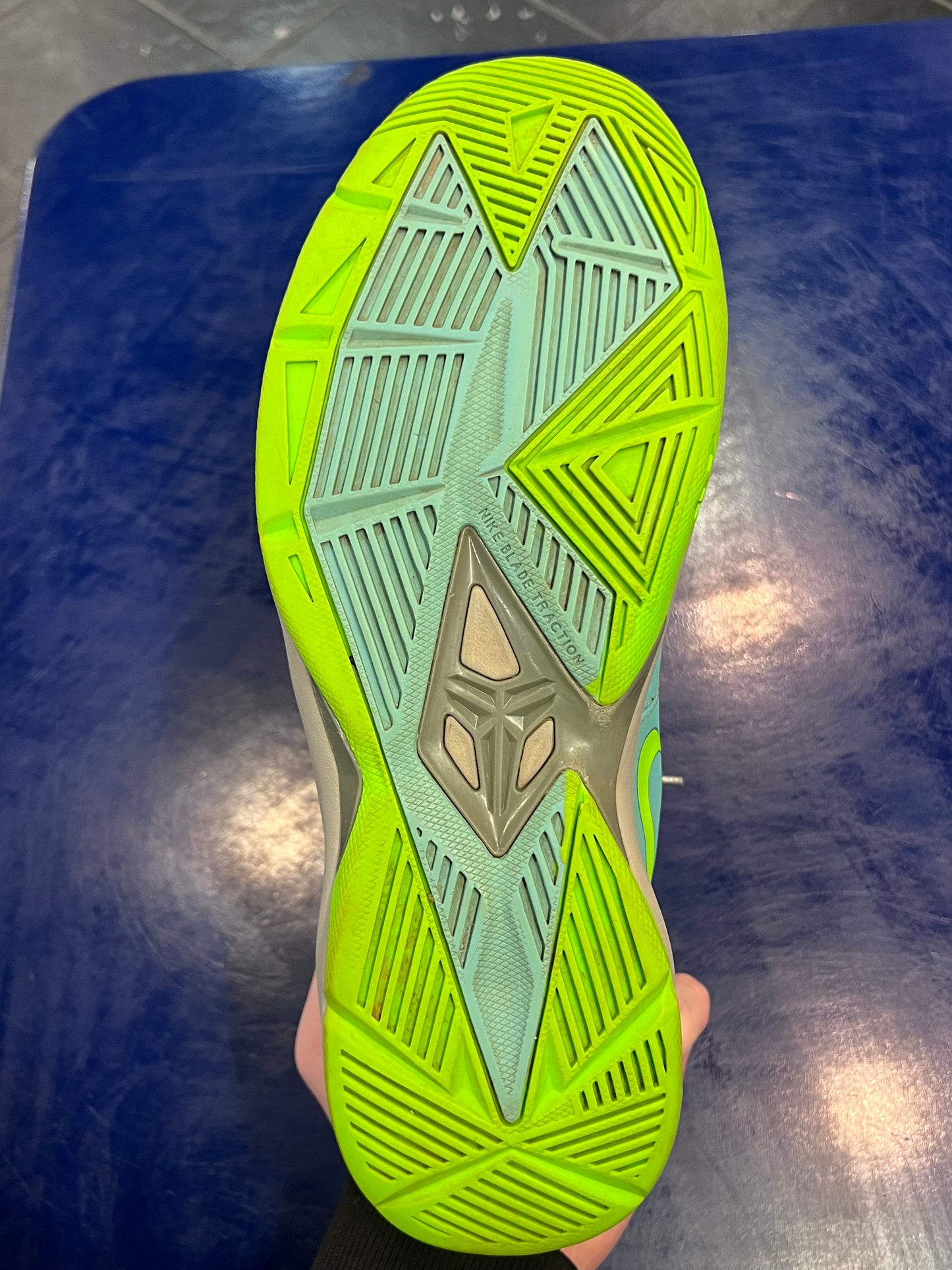 Nike Kobe Venomenon 4 Size 11.5