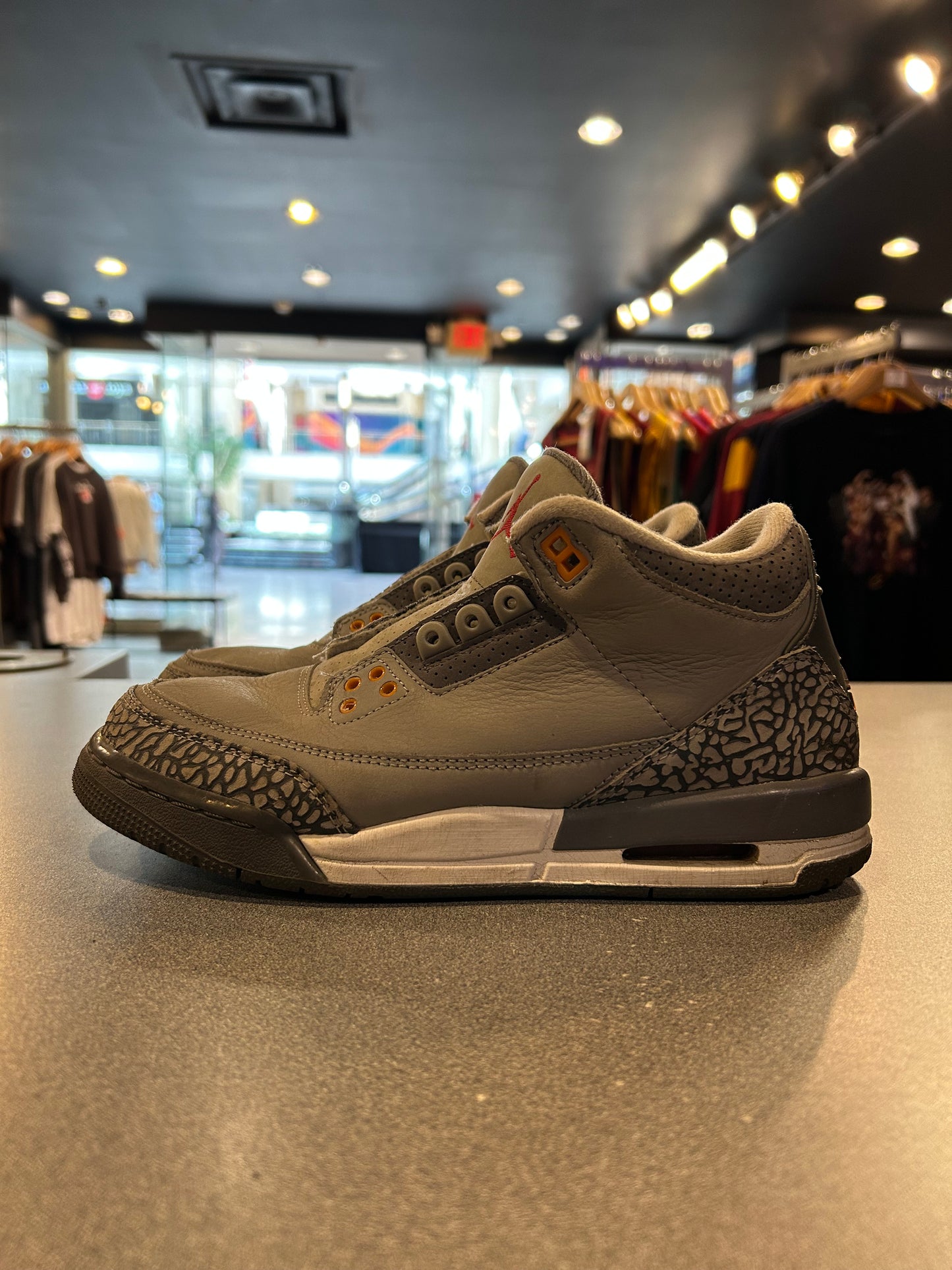 Nike Air Jordan Beater Box size 7y