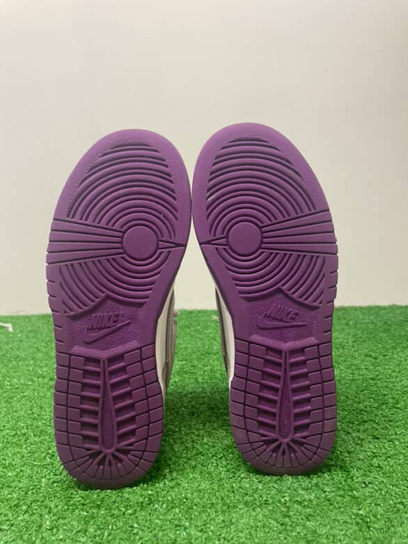 Gradeschool Nike Dunk Low Platinum Violet Size 3y