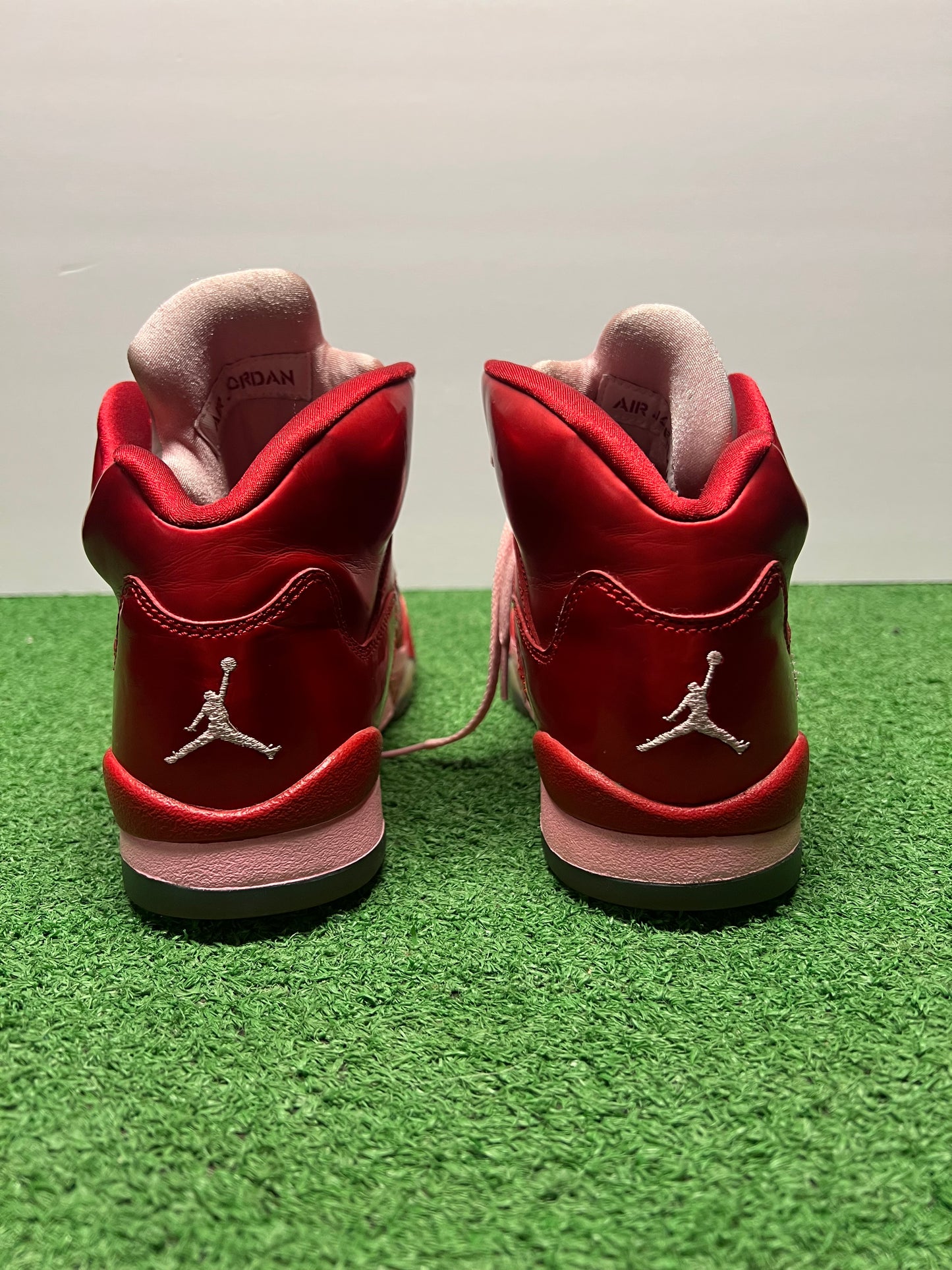 Gradeschool Air Jordan 5 Valentines Day Size 7