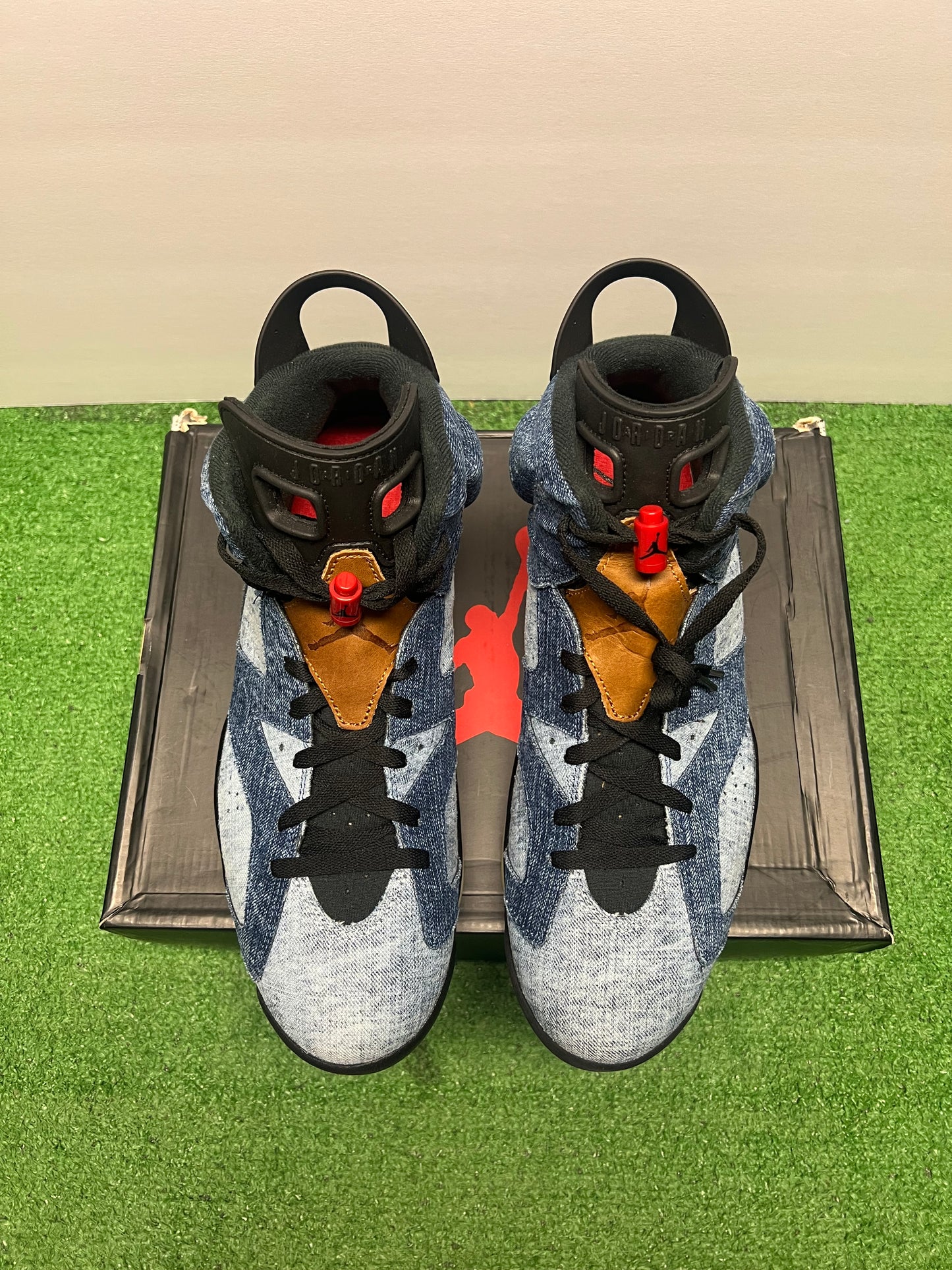 Men’s Air Jordan 6 Denim Size 13