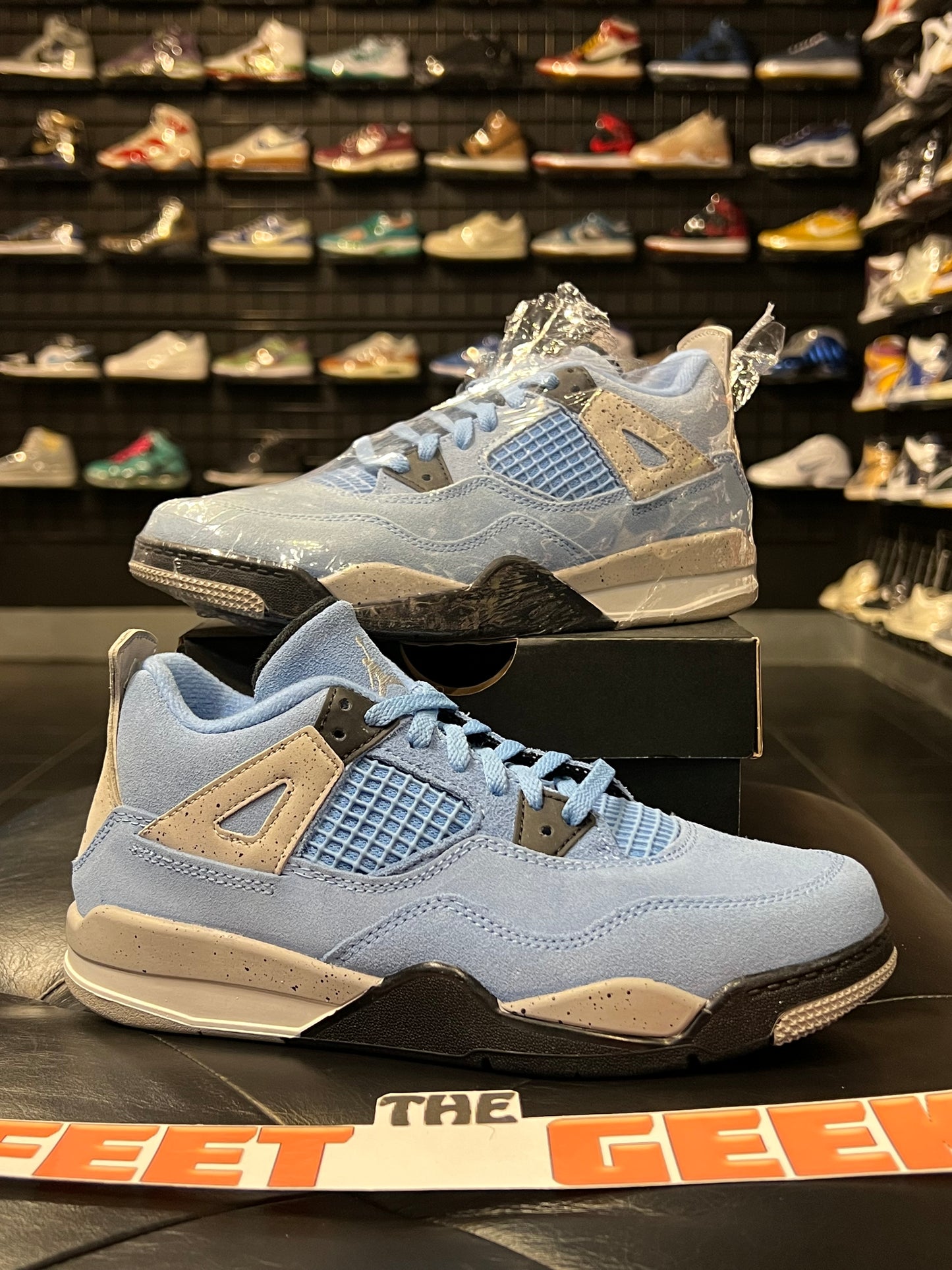 Air Jordan 4 Retro UNC University Blue GS Grade School Shoes New with box