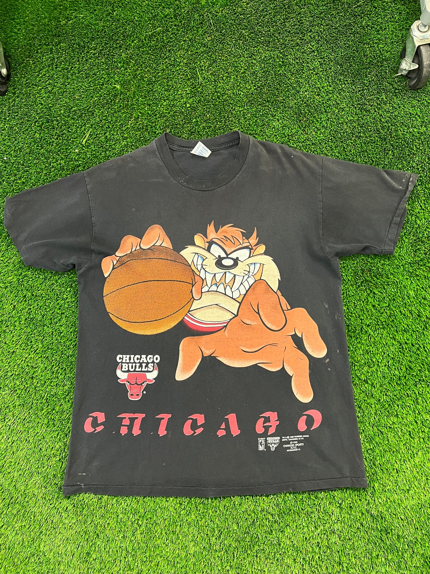 Men’s 1995 Chicago Bulls Taz Shirt Size L