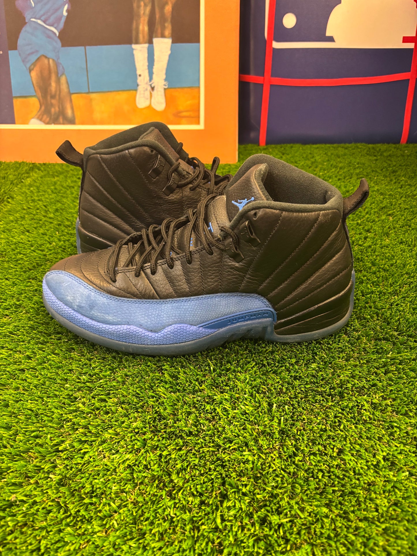 Air Jordan 12 Dark Royal Size 9.5 Mens $140