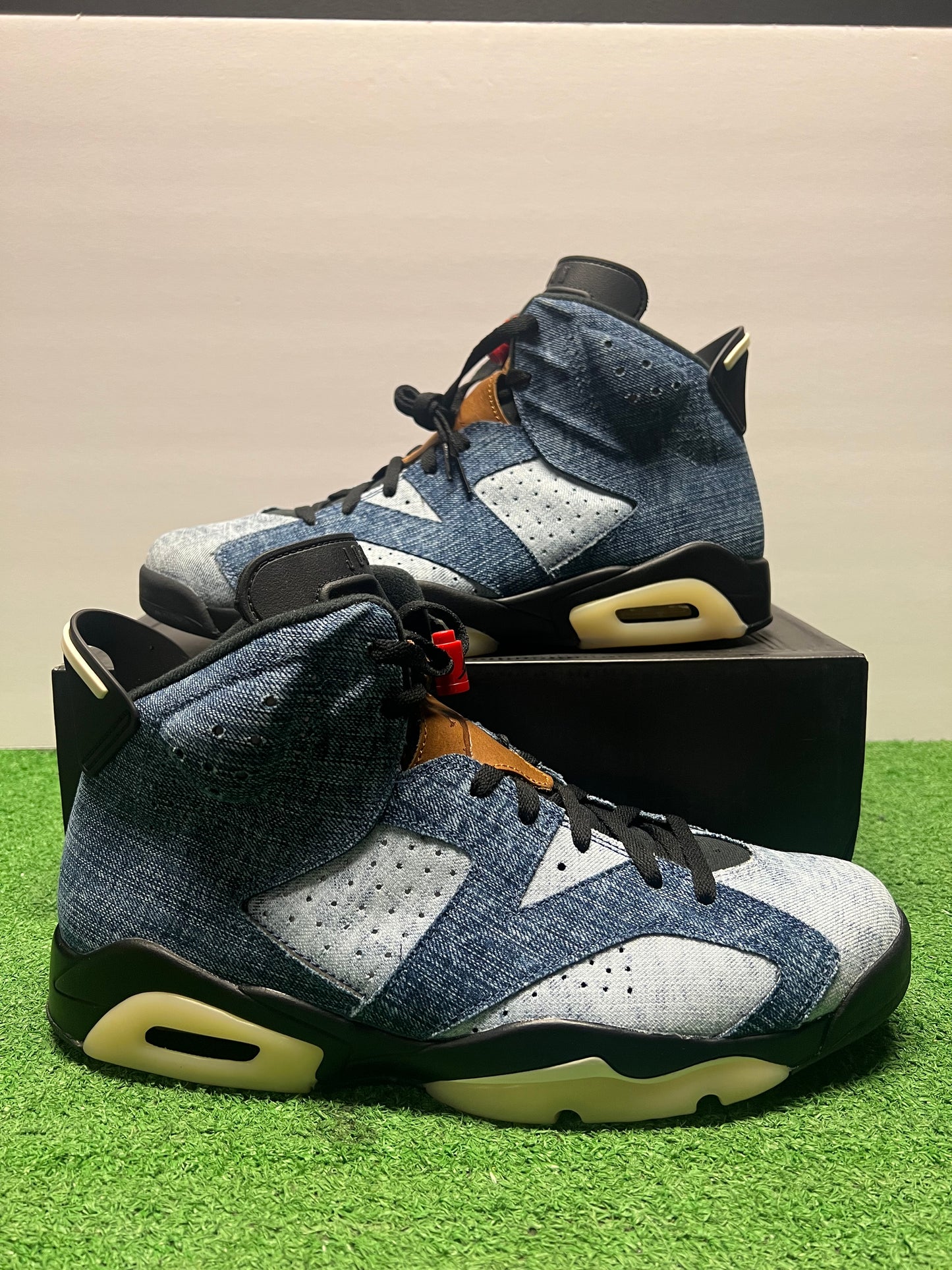 Men’s Air Jordan 6 Denim Size 13