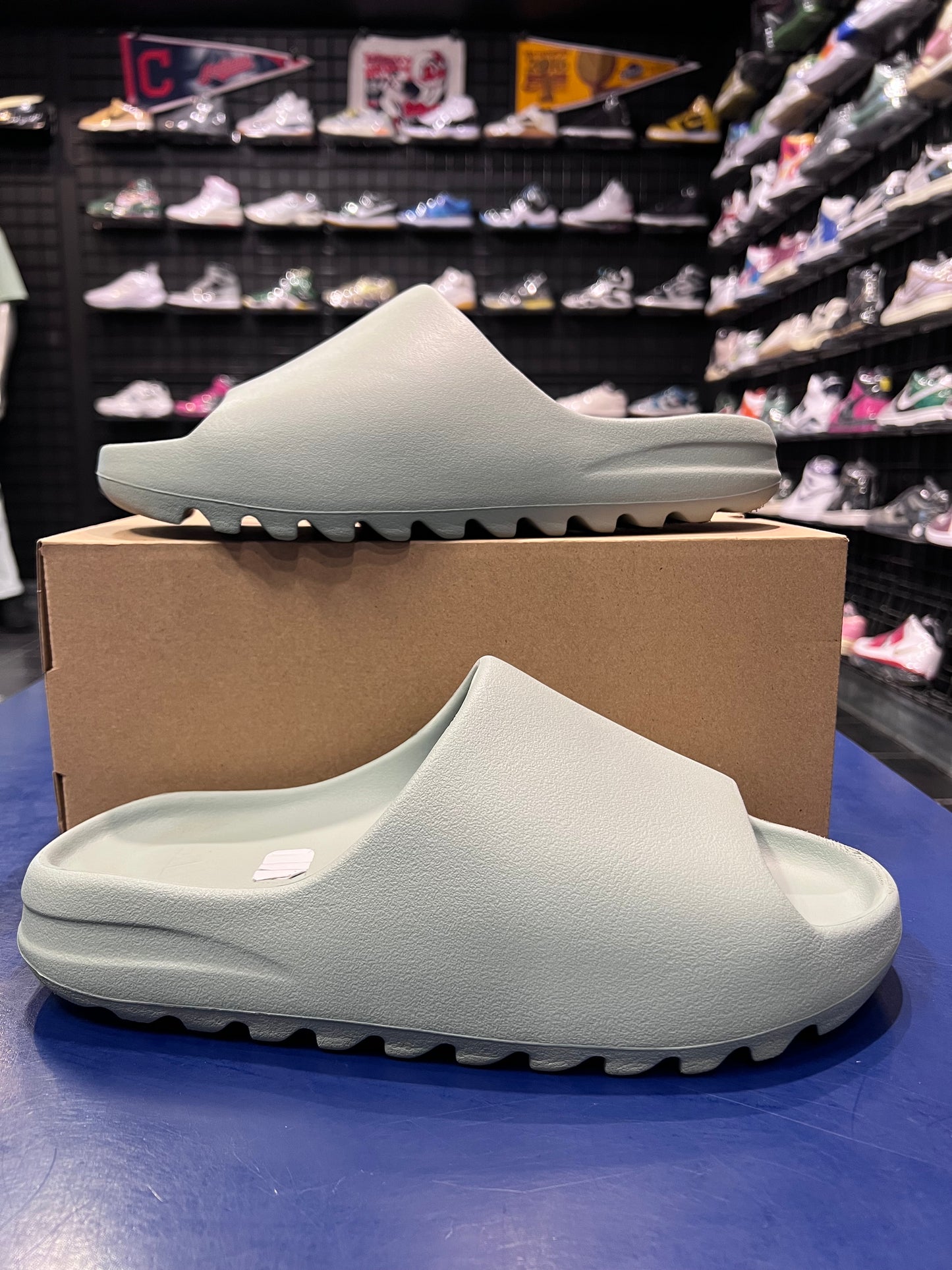Yeezy Slides Salt Size 13