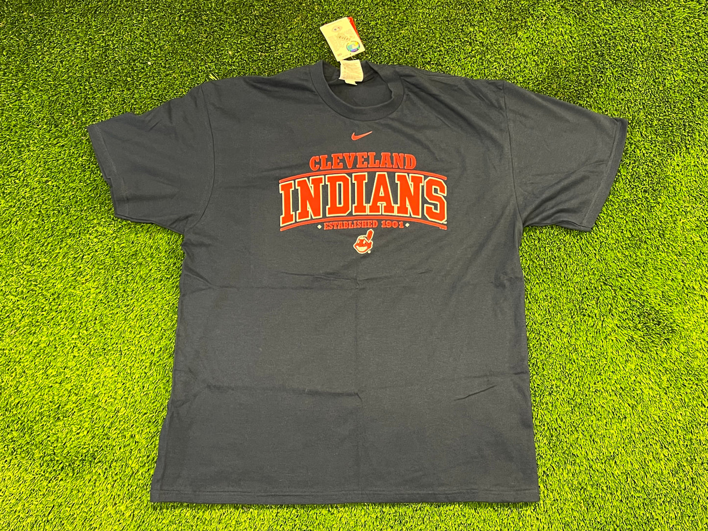 2009 Nike Cleveland Indians Wahoo Tee Size XL