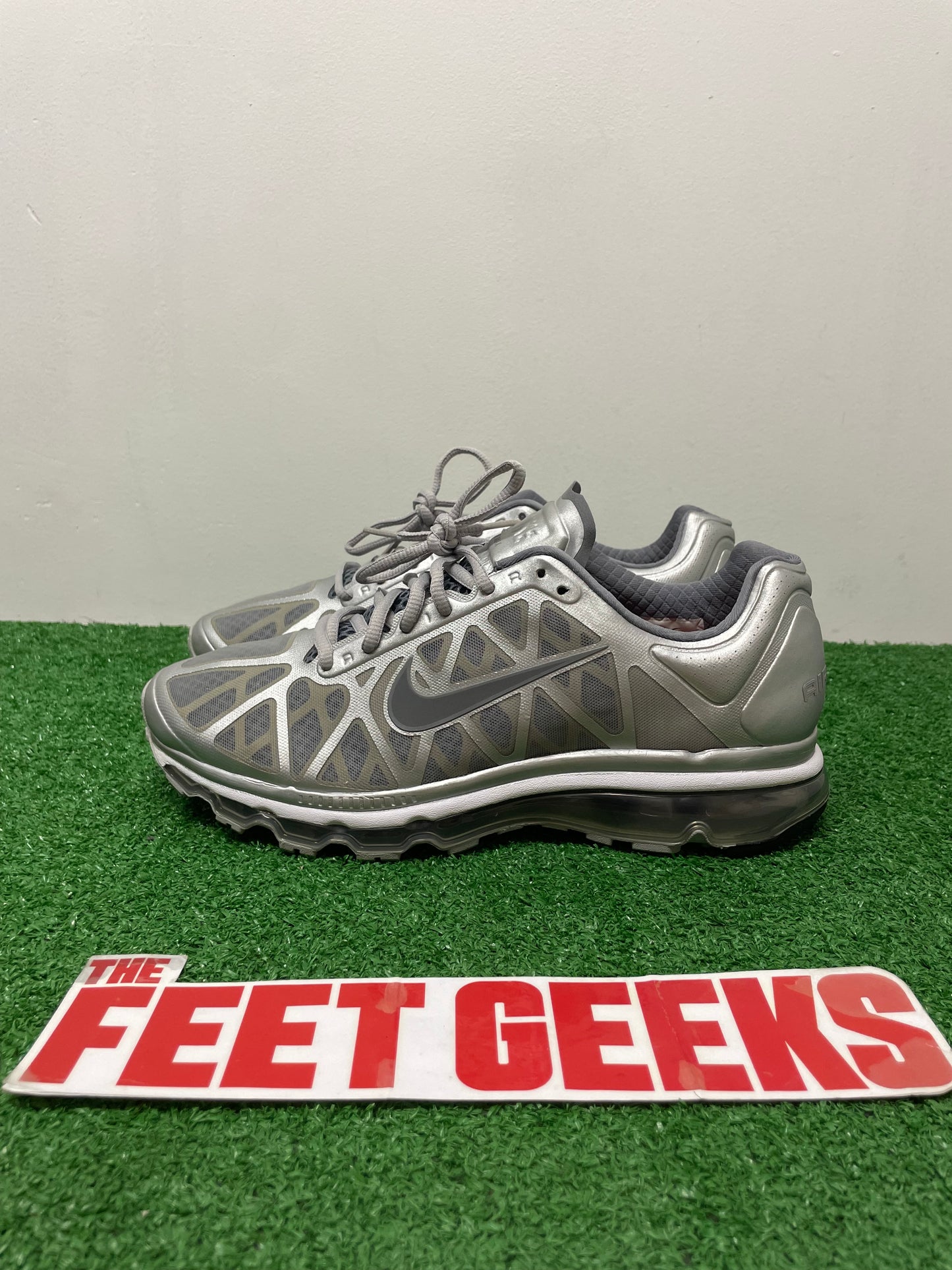 Nike Air Max 2012 Cool Grey Size 11.5 Men Shoes