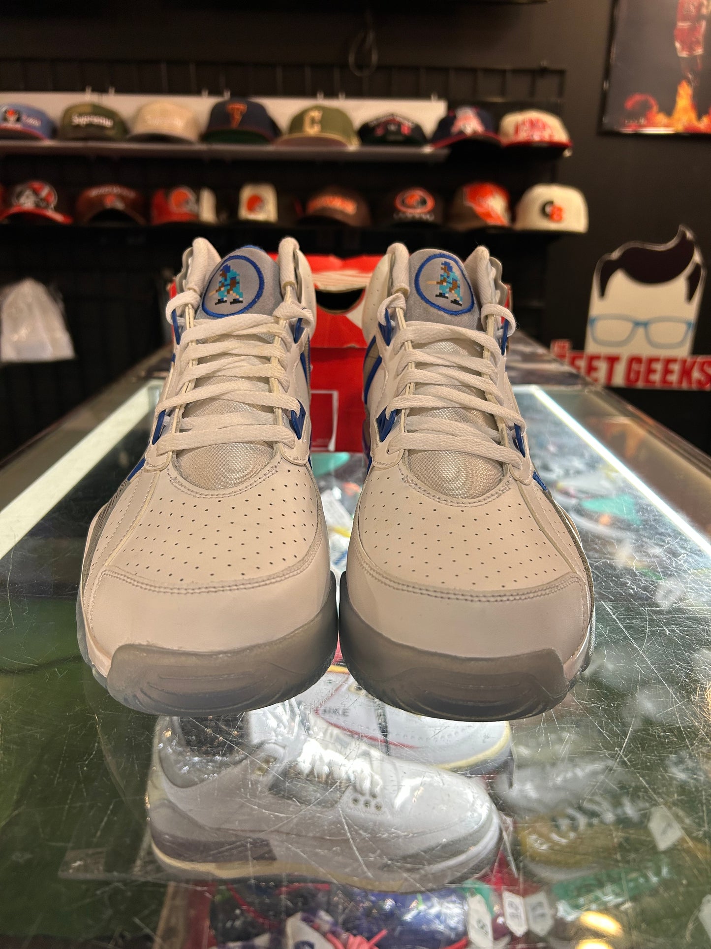 Men’s Nike Air Trainer Bo Jackson Broken Bats
