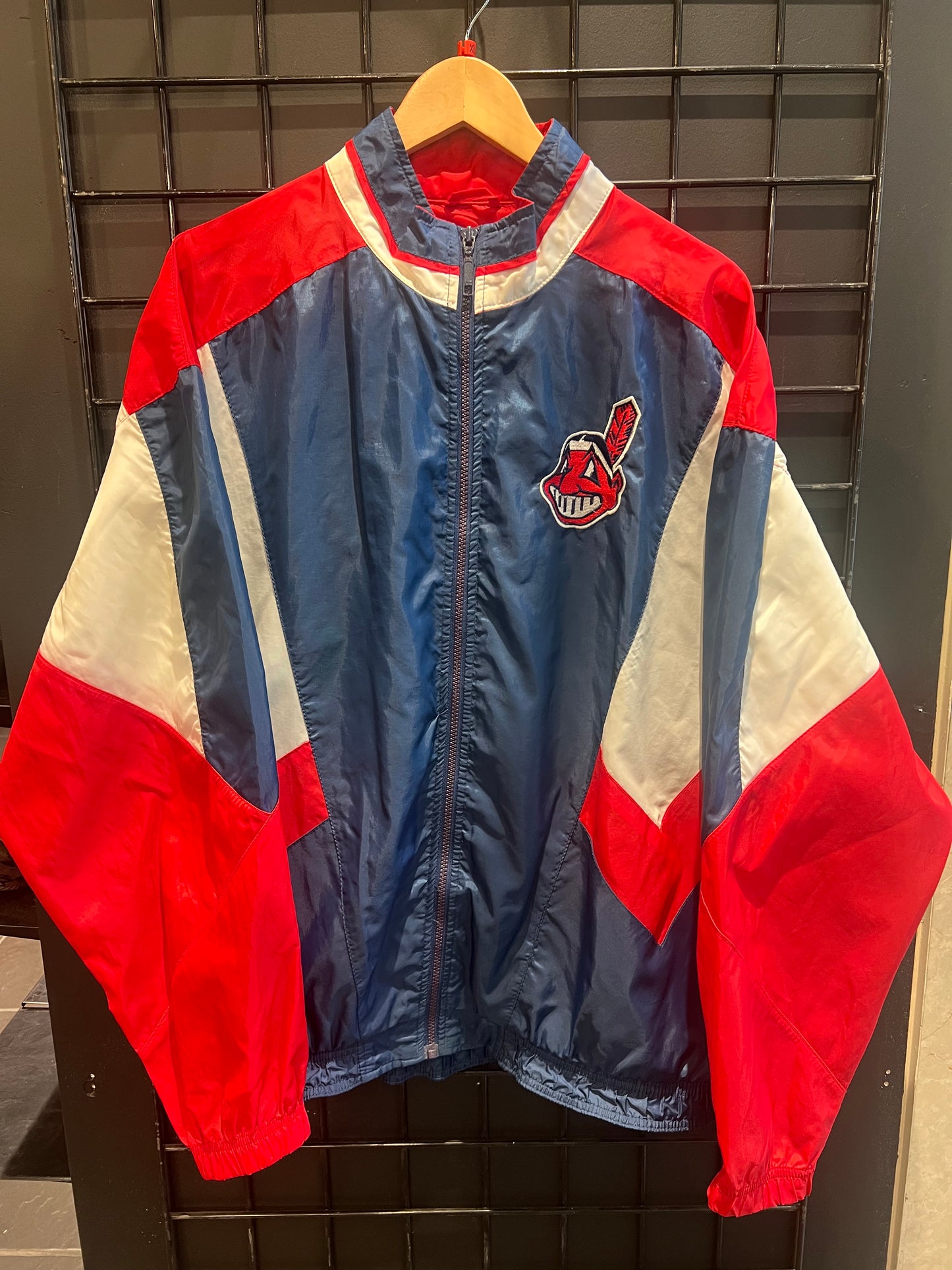 Men’s Cleveland Indians Starter Jacket Size XL