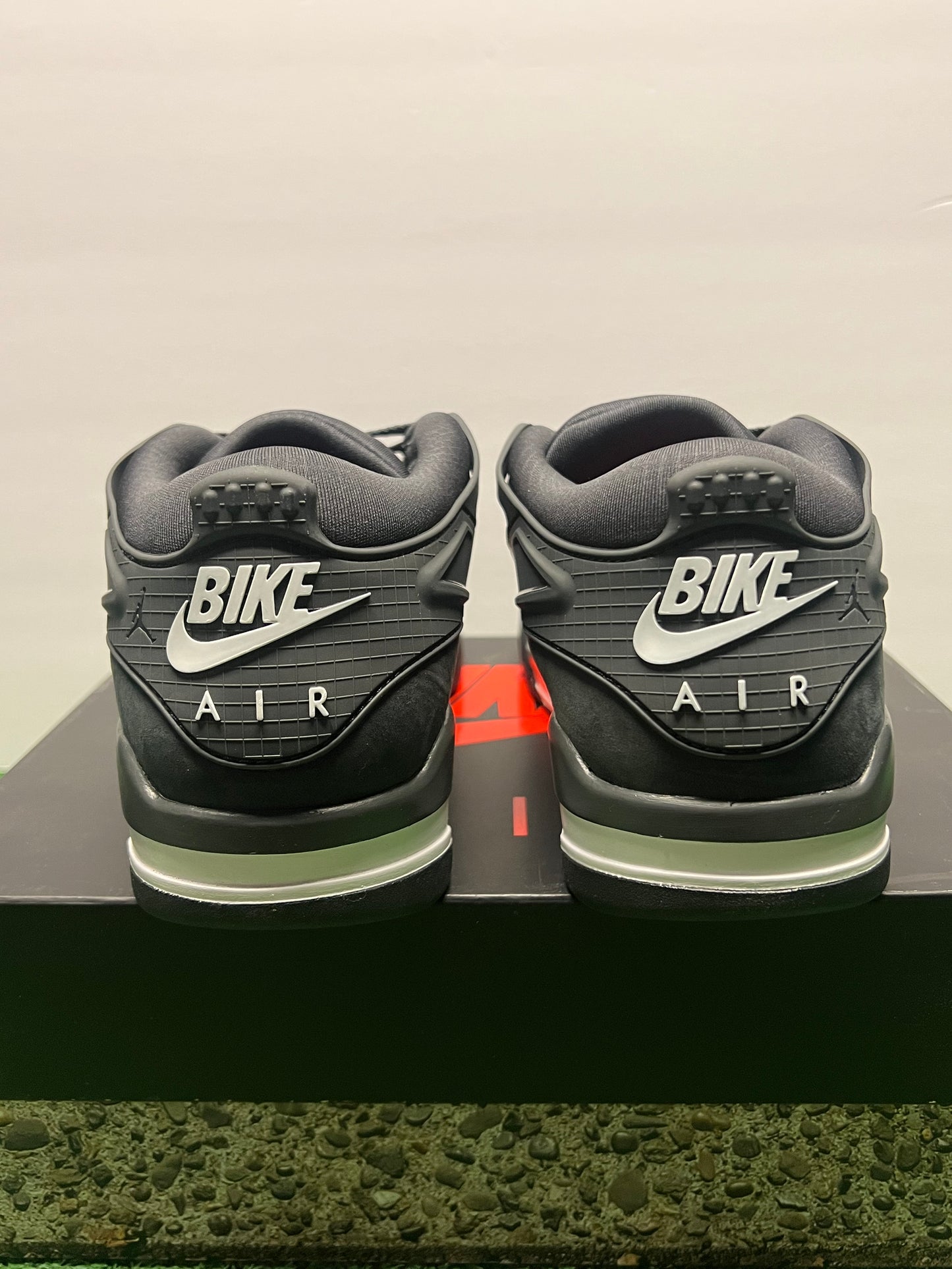 Men’s Air Jordan 4 Nigel Sylvester Size 9