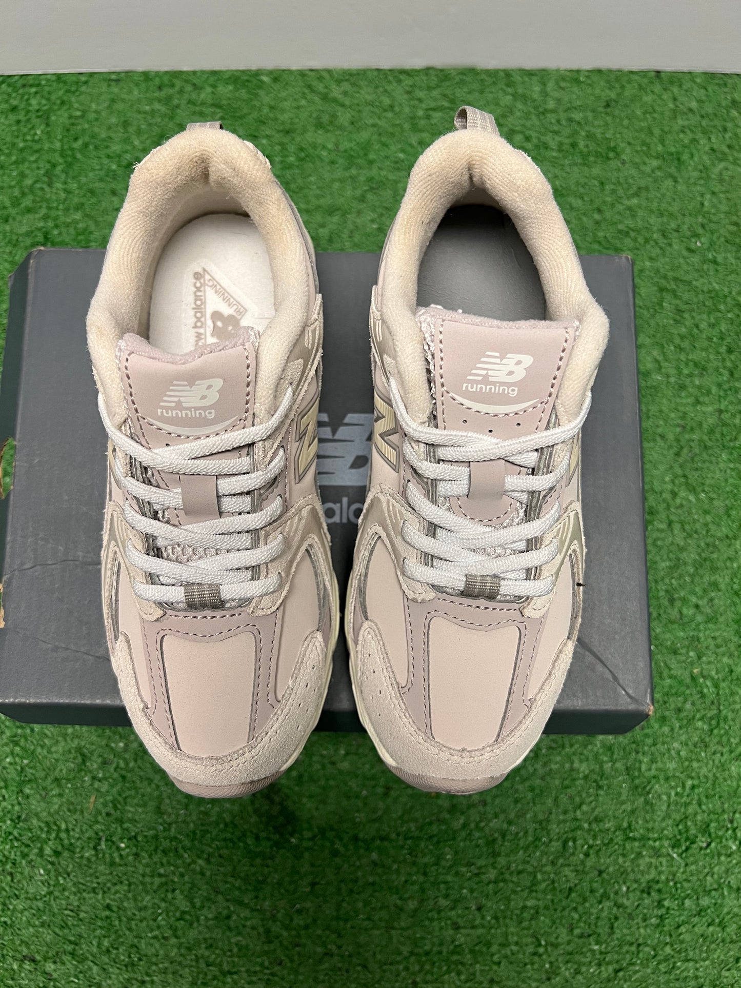 Kids New Balance 530 Moonbeam Size 13c Brand New