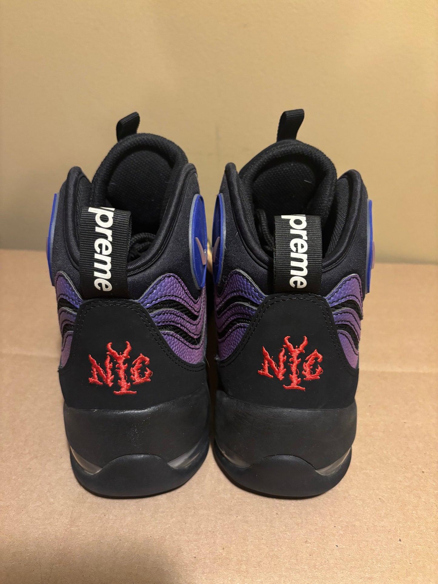 Nike Supreme Bakin Size 11 Mens $170