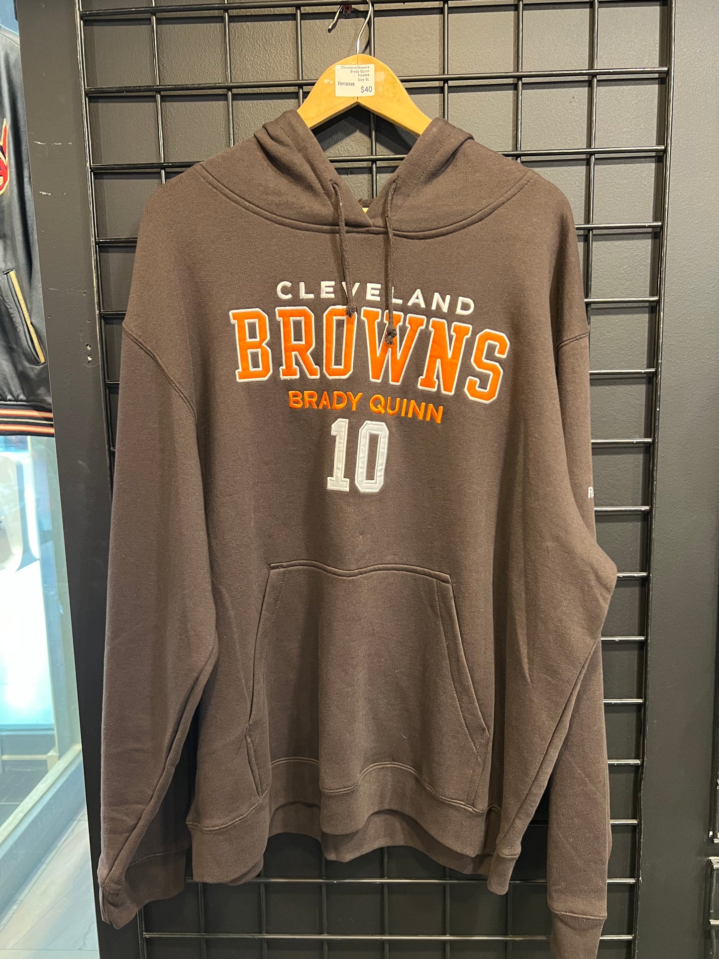 Men’s Cleveland Browns Brady Quinn Hoodie Size XL