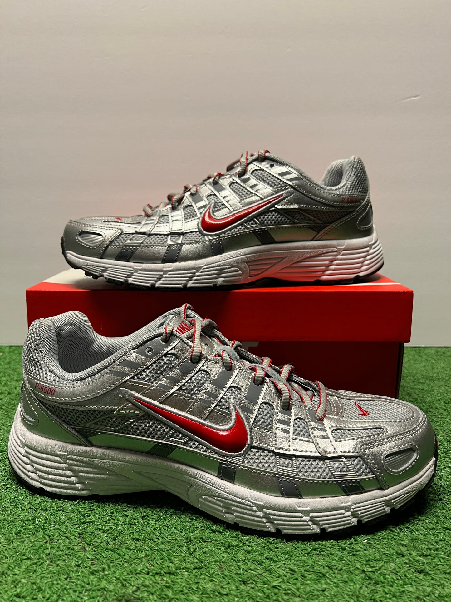 Gradeschool Nike P-6000 Size 7 Pre-Owned