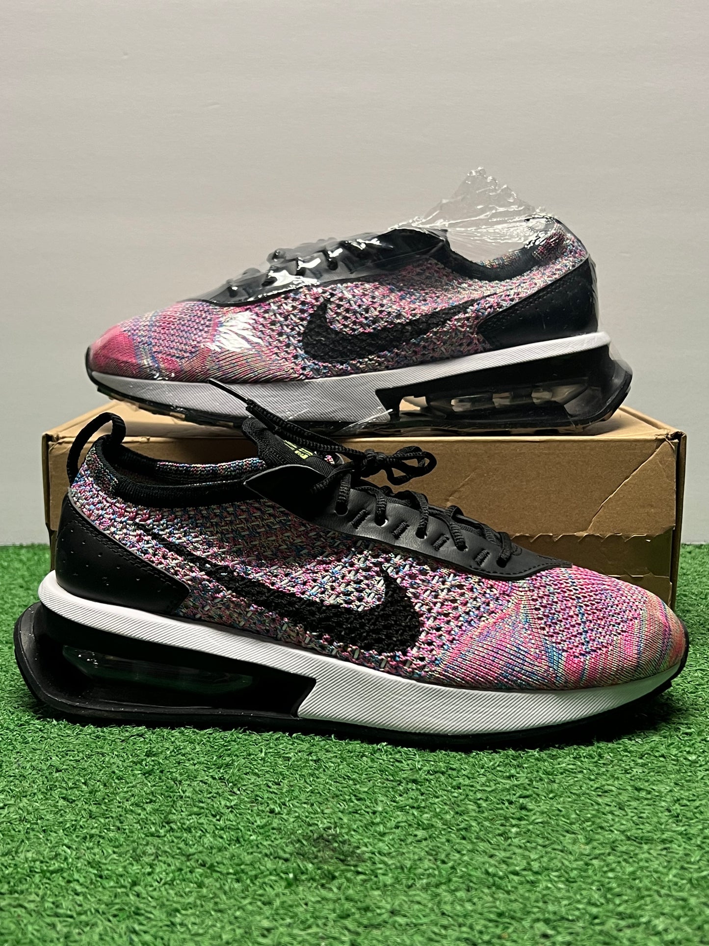 Women’s Nike Air Max Flyinit Racer Size 7.5