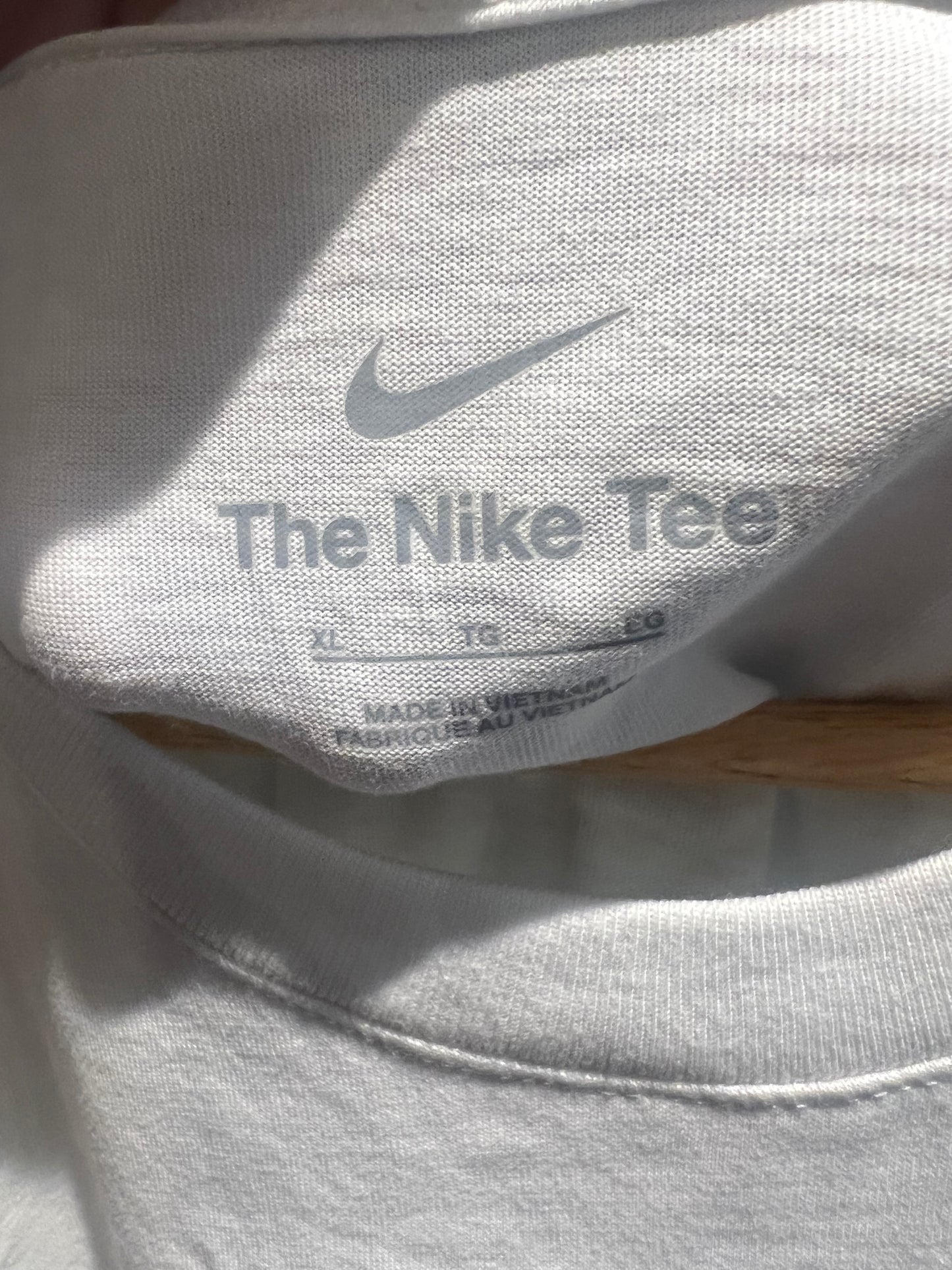 Men’s Nike LeBron Monopoly Tee Size XL Brand New