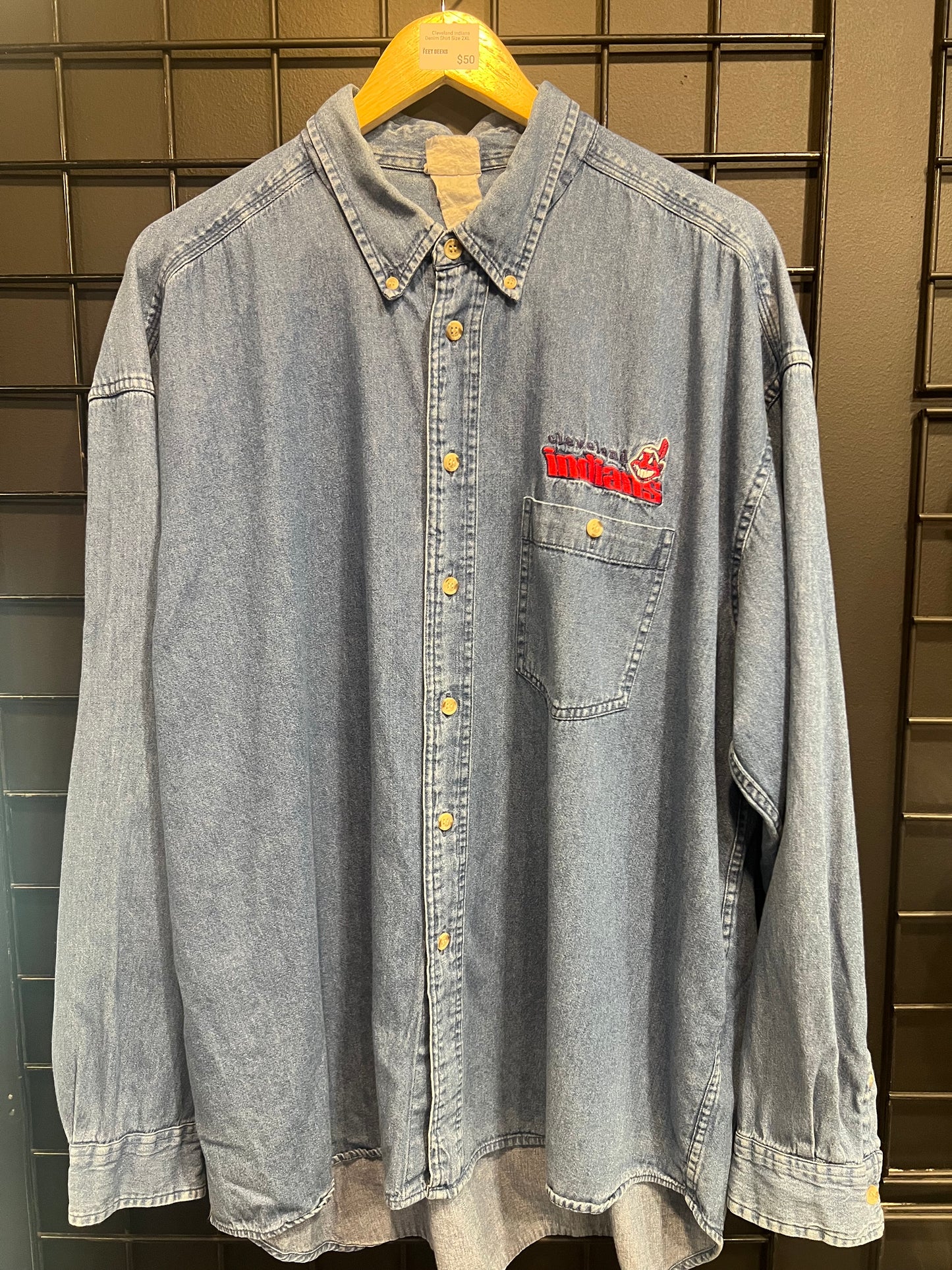 Men’s Cleveland Indians Denim Shirt Size 2XL