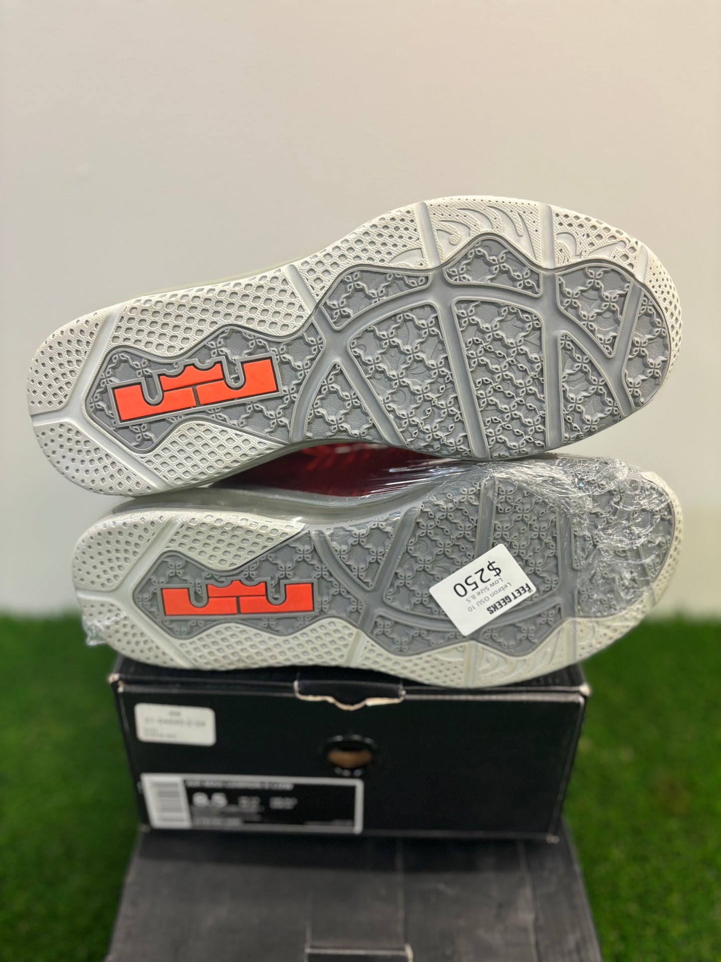Men’s Lebron OSU 10 Size 8.5