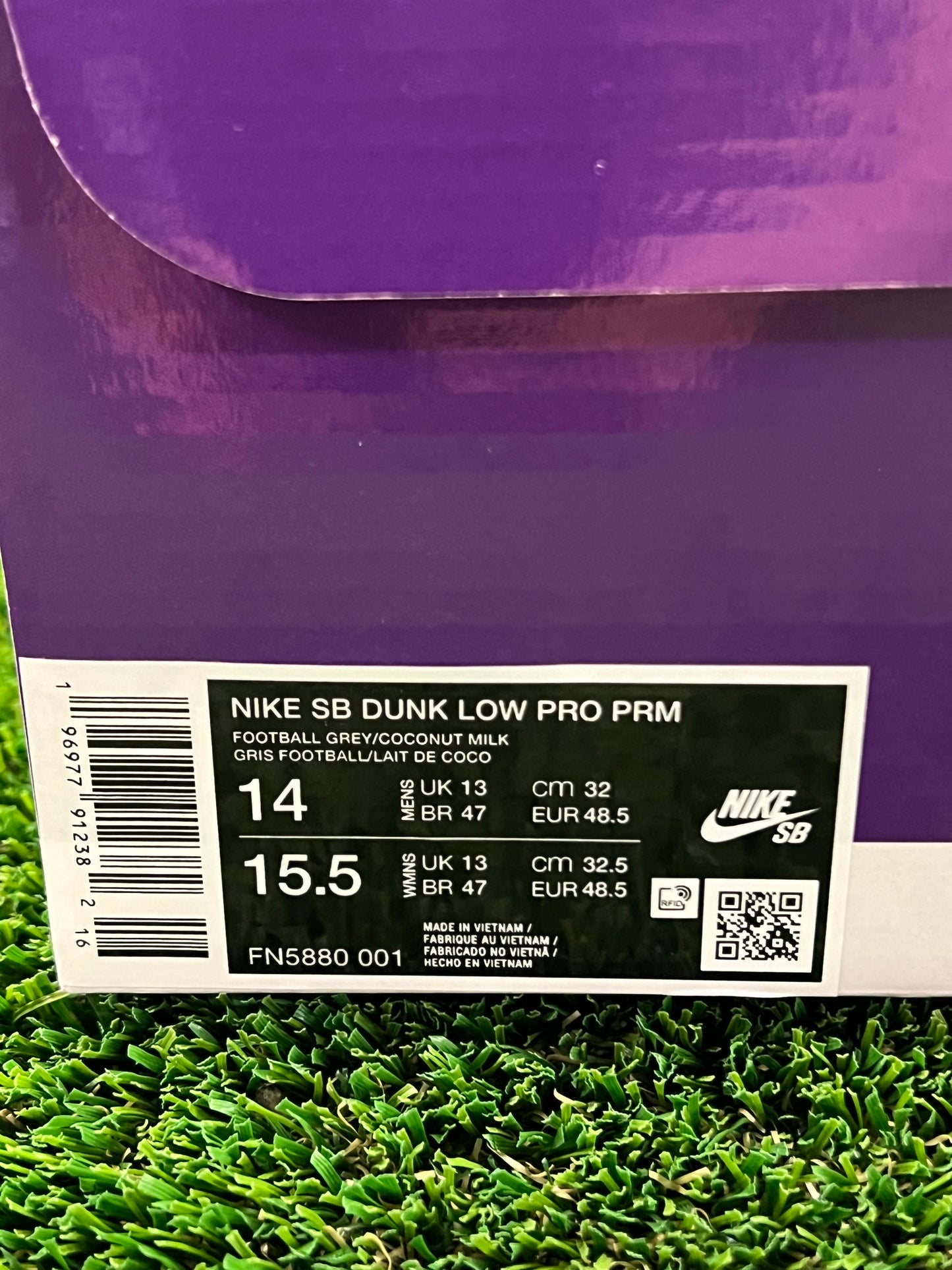 Men’s Nike SB Dunk Low Pro City of Style Brand New Shoes