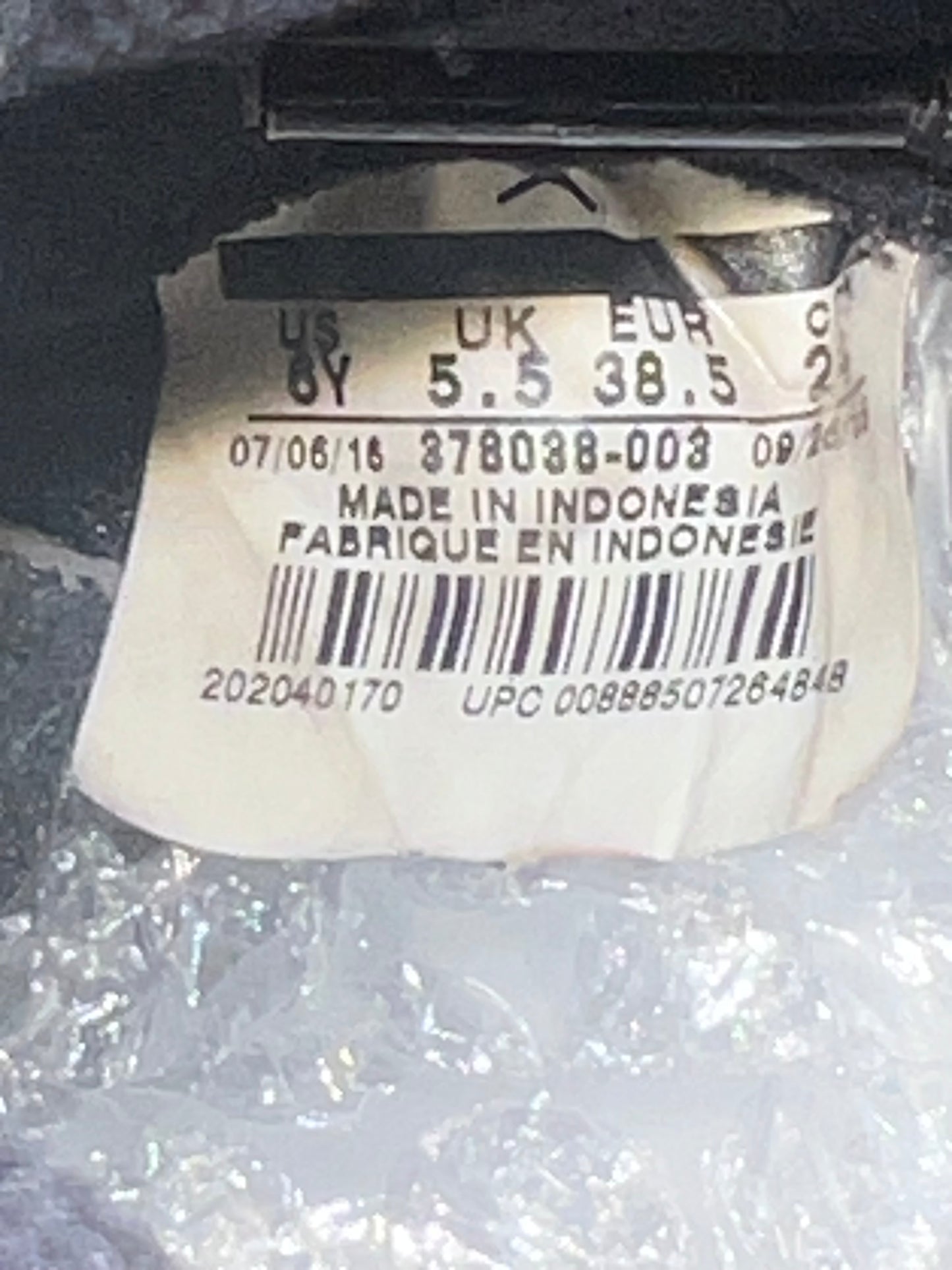 Gradeschool Air Jordan 11 Space Jam Size 6y Shoes