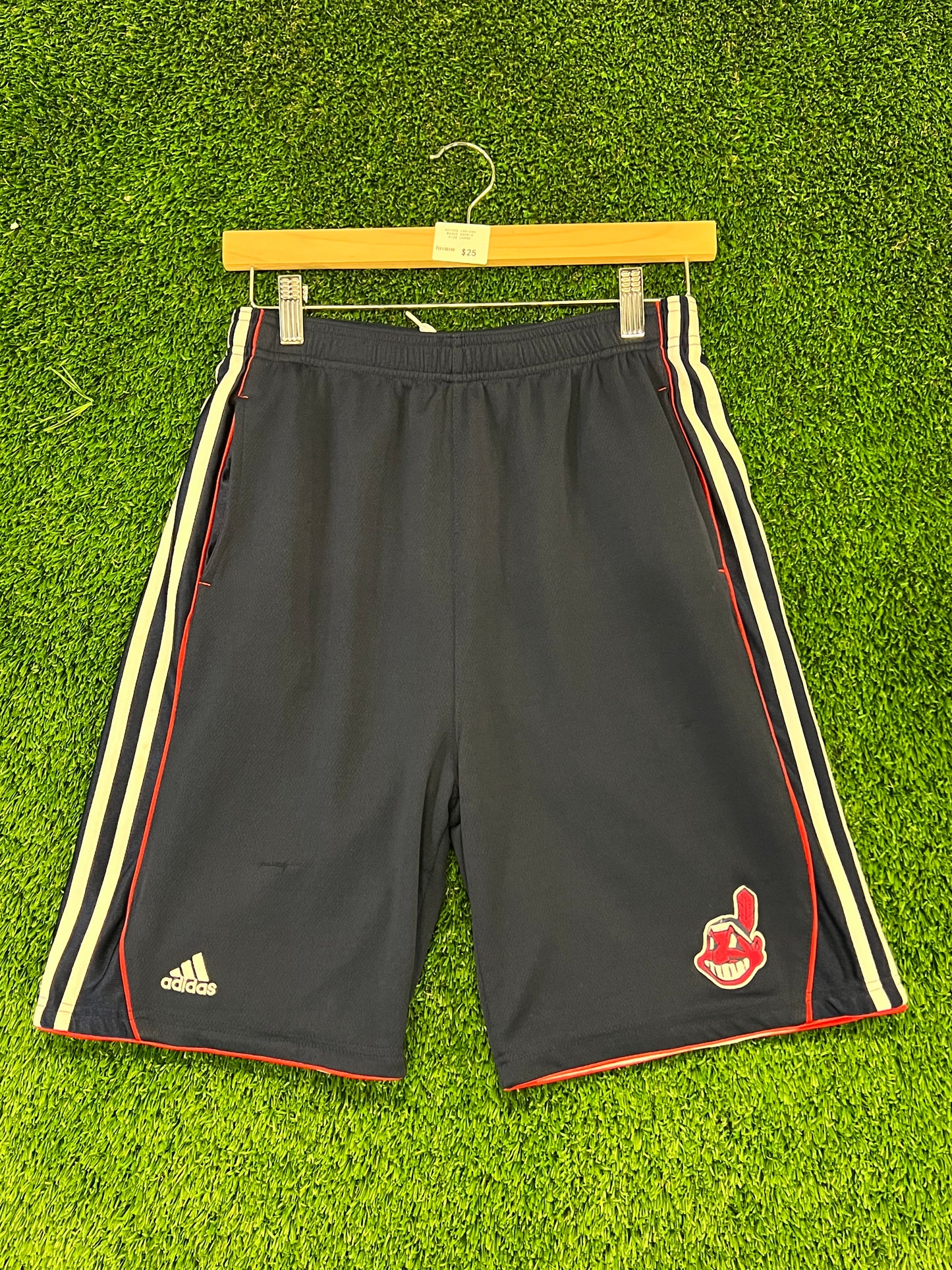 Men’s Adidas Indians Shorts Size L