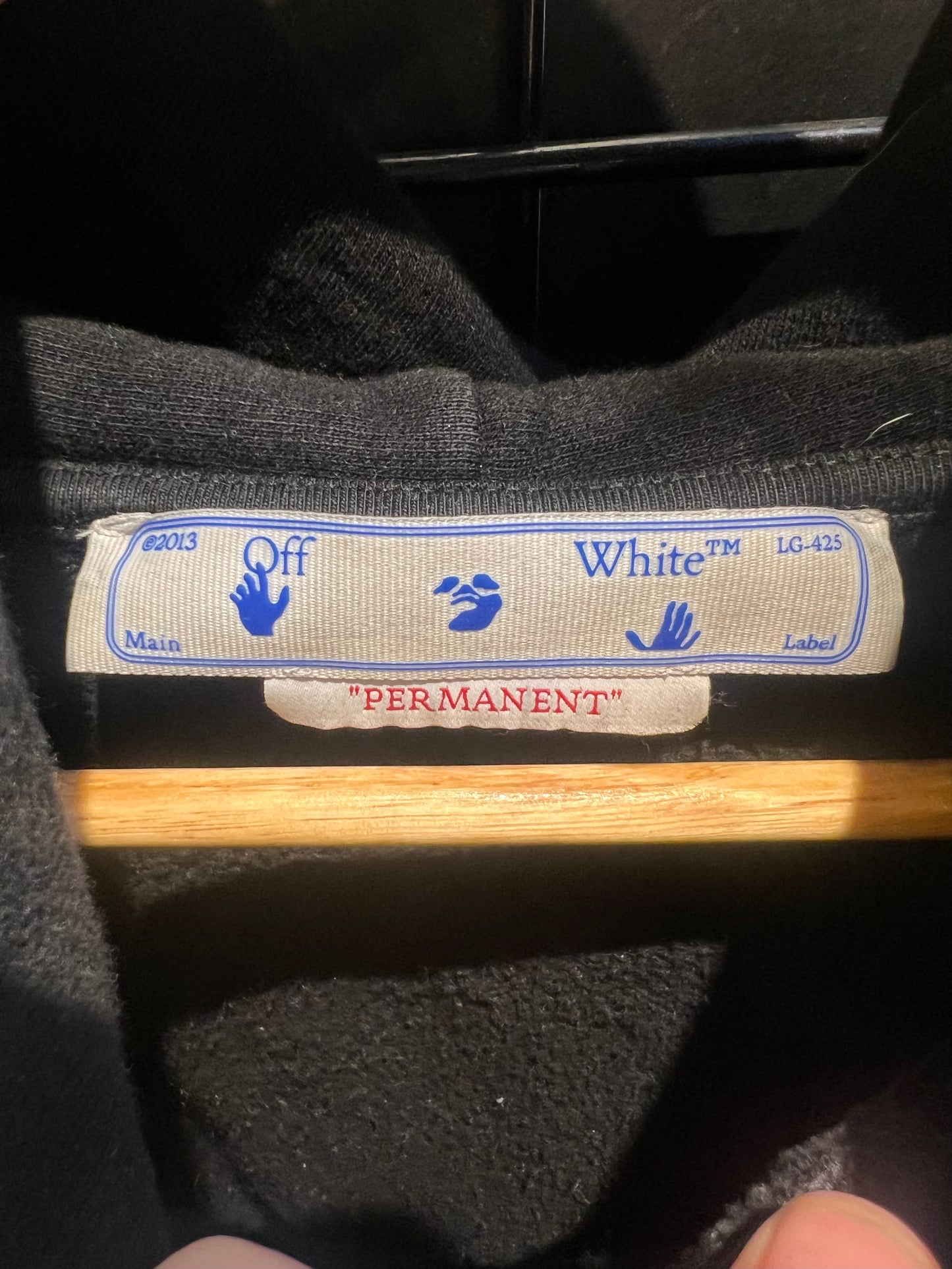 Men’s Off White Hoodie Size Large