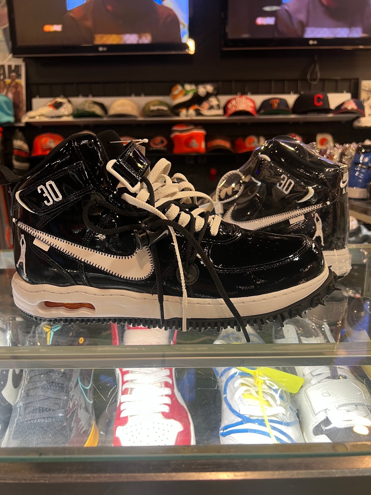 Men’s Off White Air Force 1 Sheed Size 13 Brand New No Box