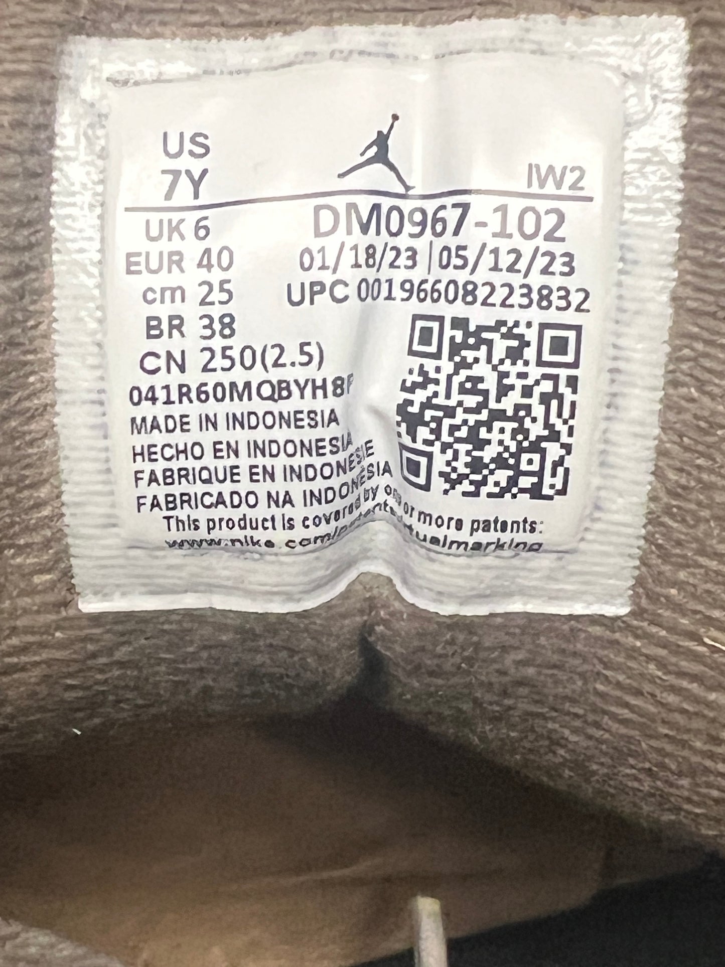 Gradeschool Air Jordan 3 Palomino Size 7y