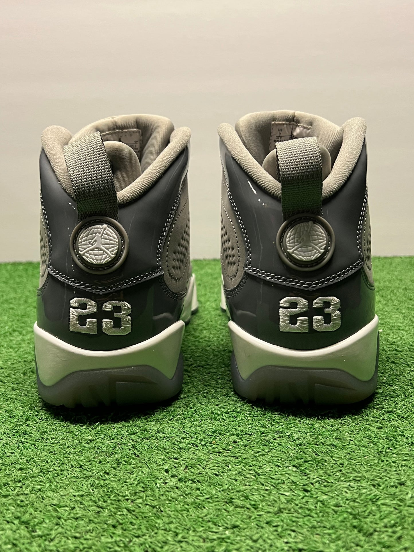 Men’s Air Jordan 9 Cool Grey Size 9