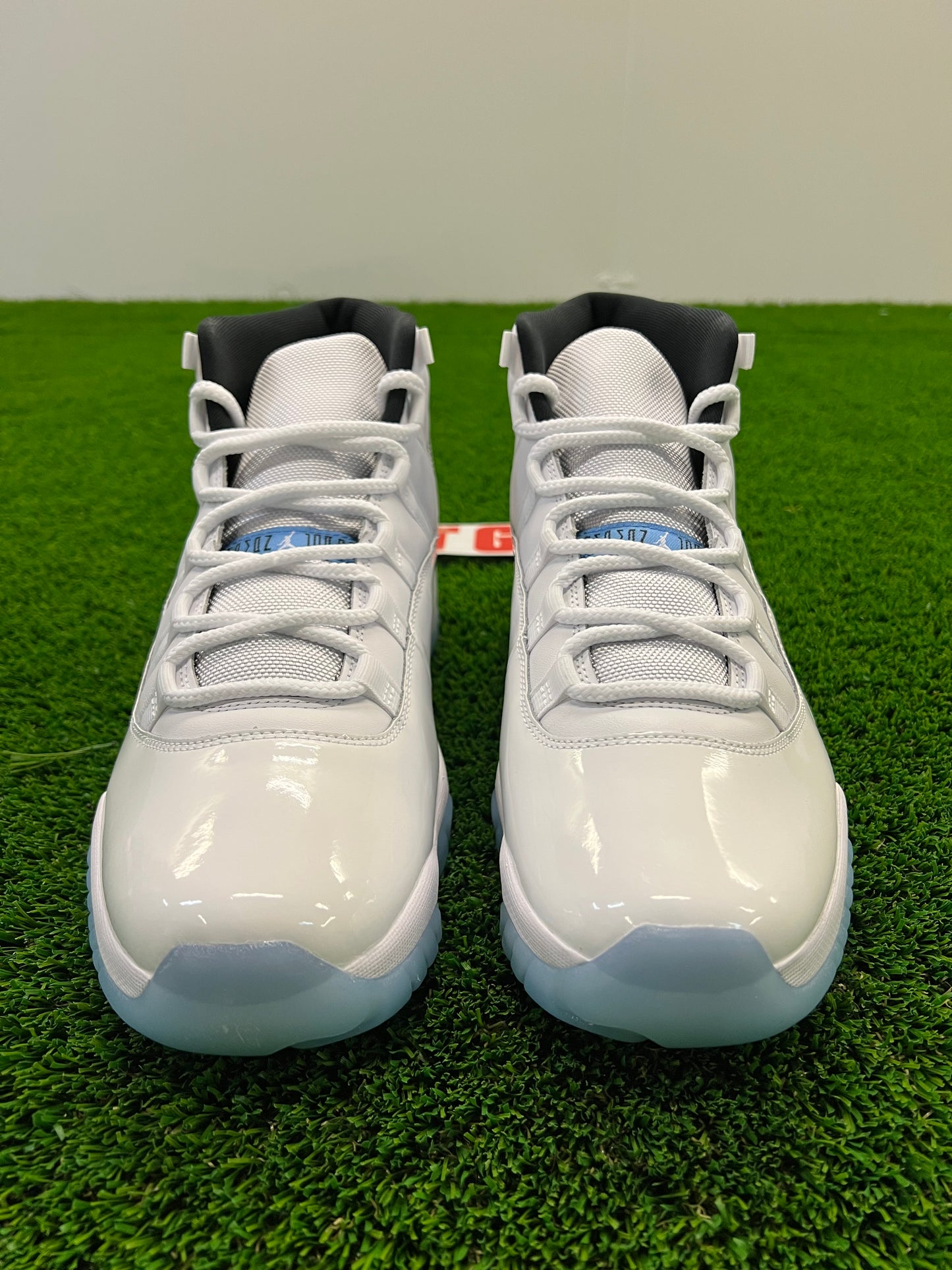 Men’s Air Jordan 11 Legend Blue Brand New