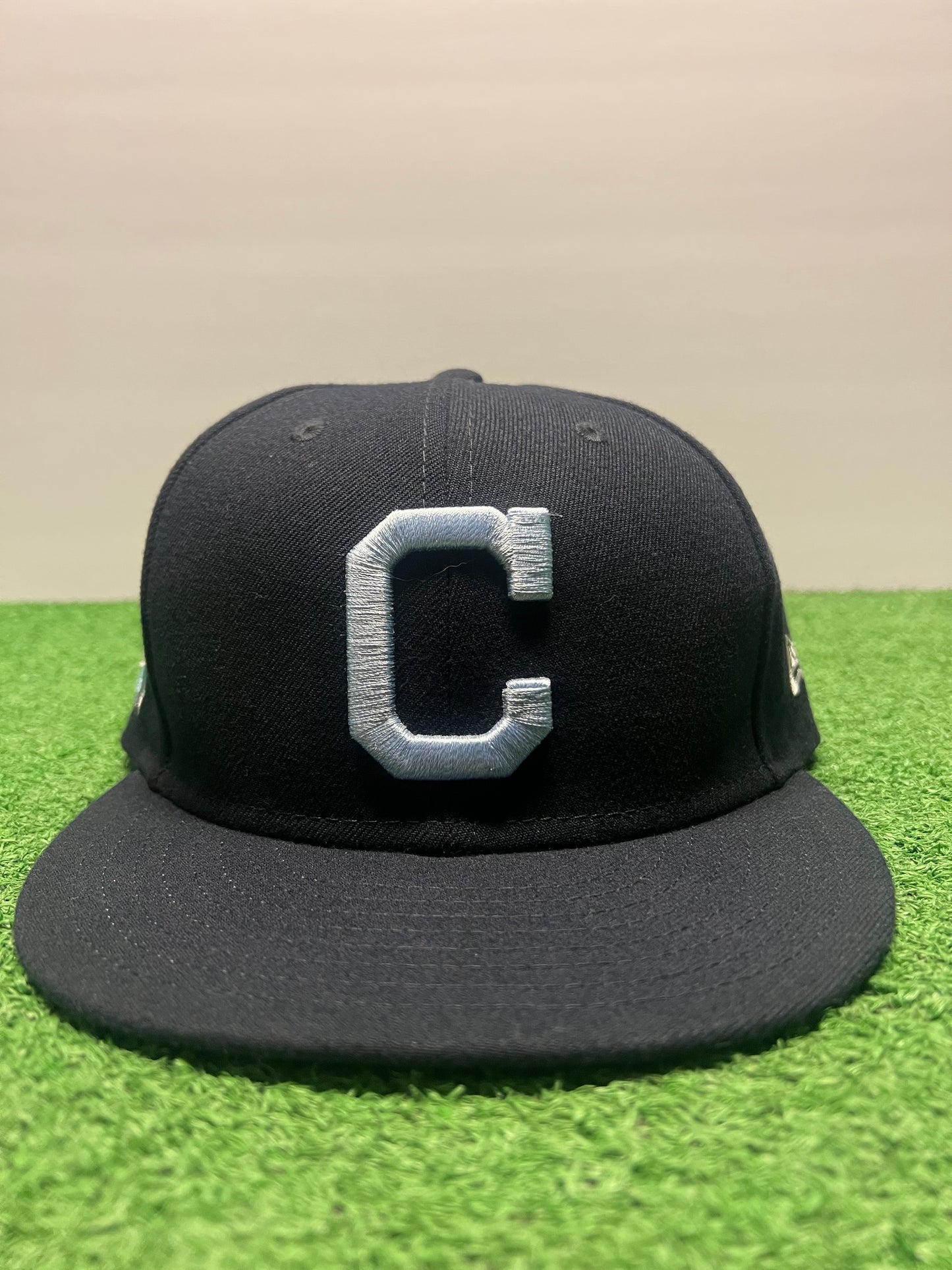 New Era Cleveland Indians Big C Fitted Size 7 3/8