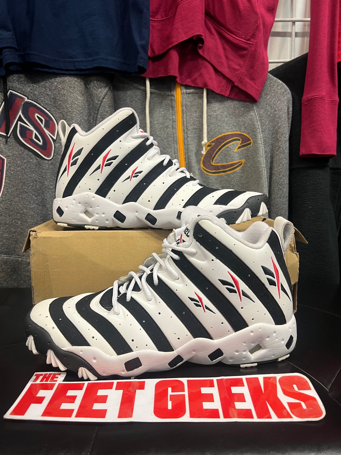 Men’s Reebok Tech 90s Big Hurt White Size 11